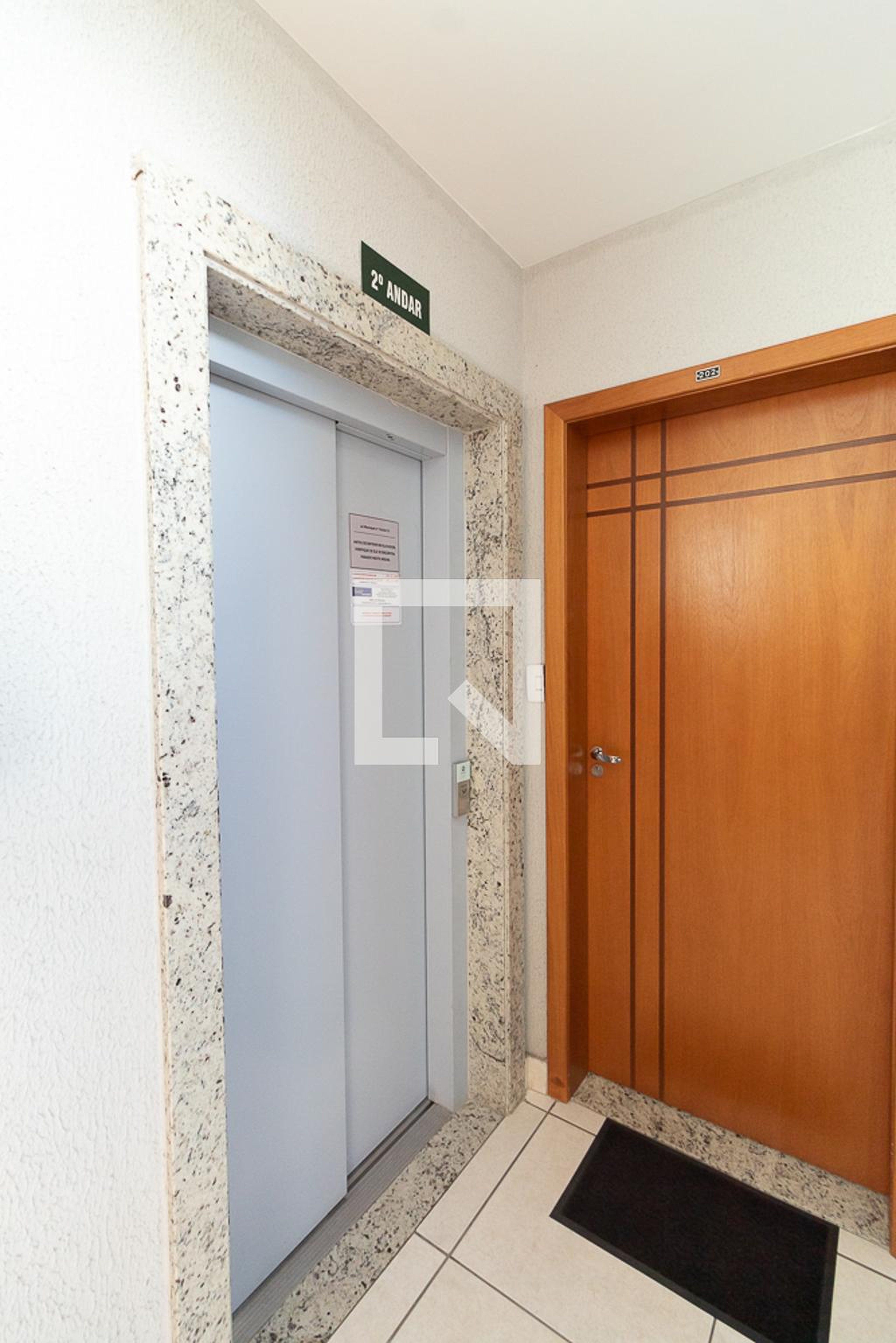 Elevador Edifício Arthur Cesar Lopes