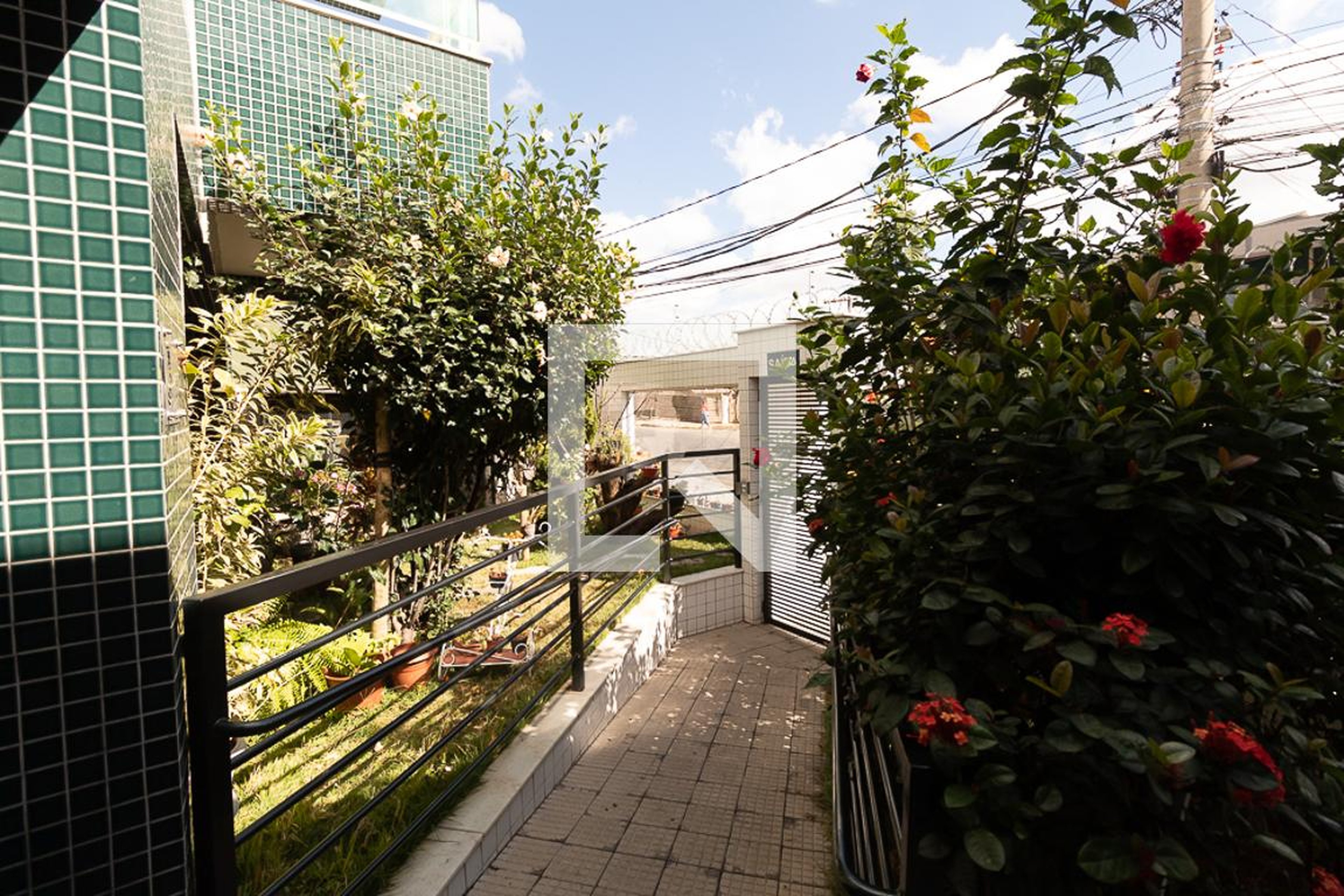 Entrada - Edifício Arthur Cesar Lopes