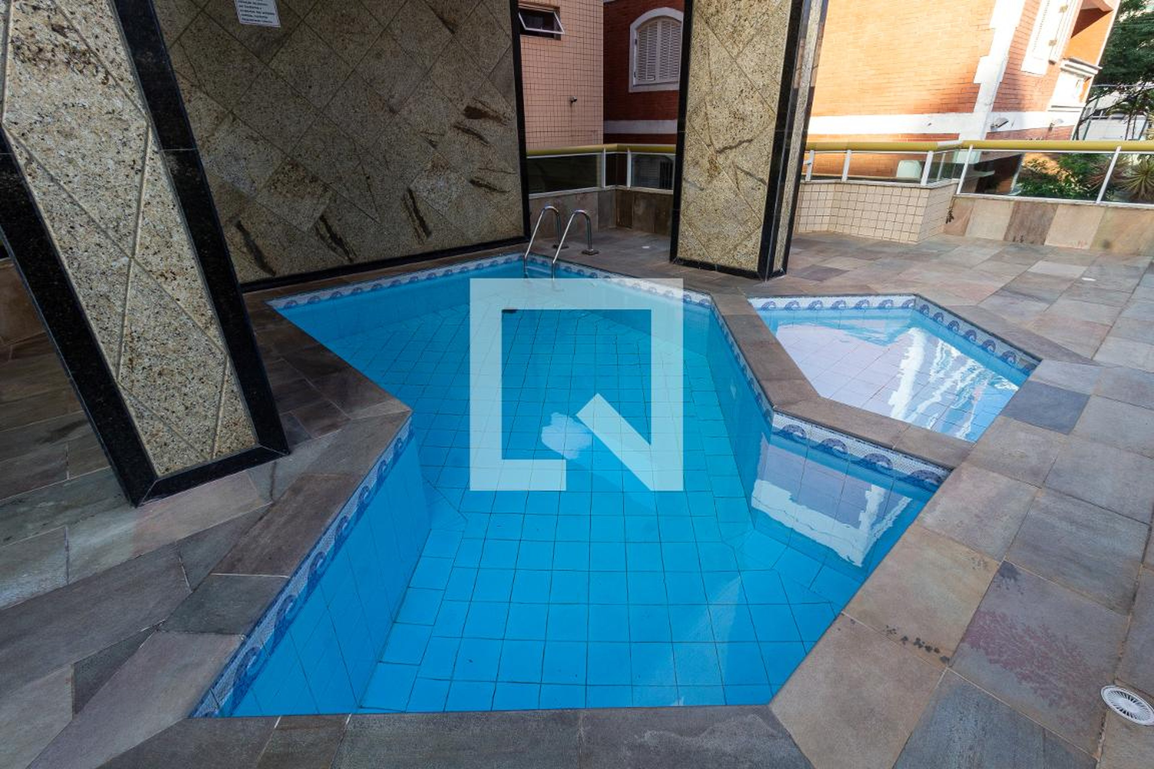 Piscina - Santo Expedito II