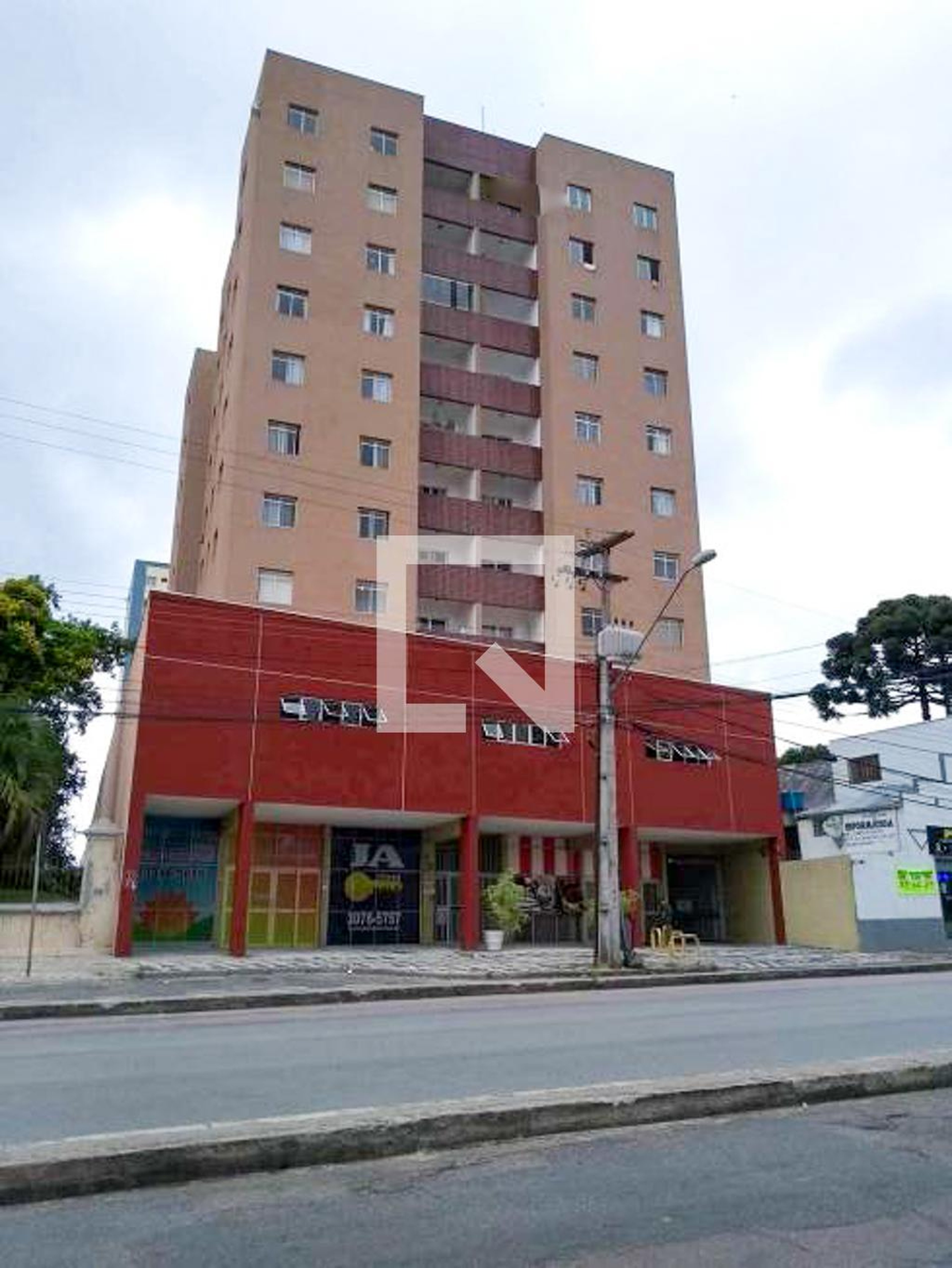 Fachada do Condomínio Edifício Siena