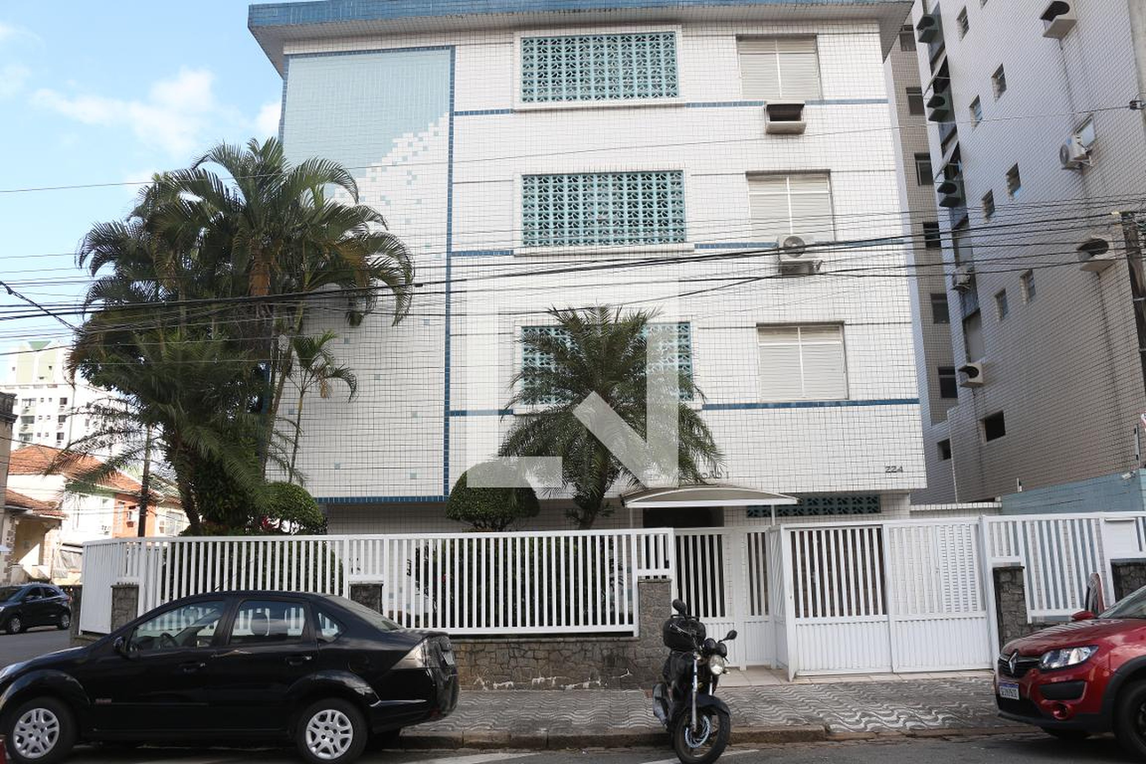 Fachada do Prédio Condomínio em Rua Teixeira de Freitas, 224