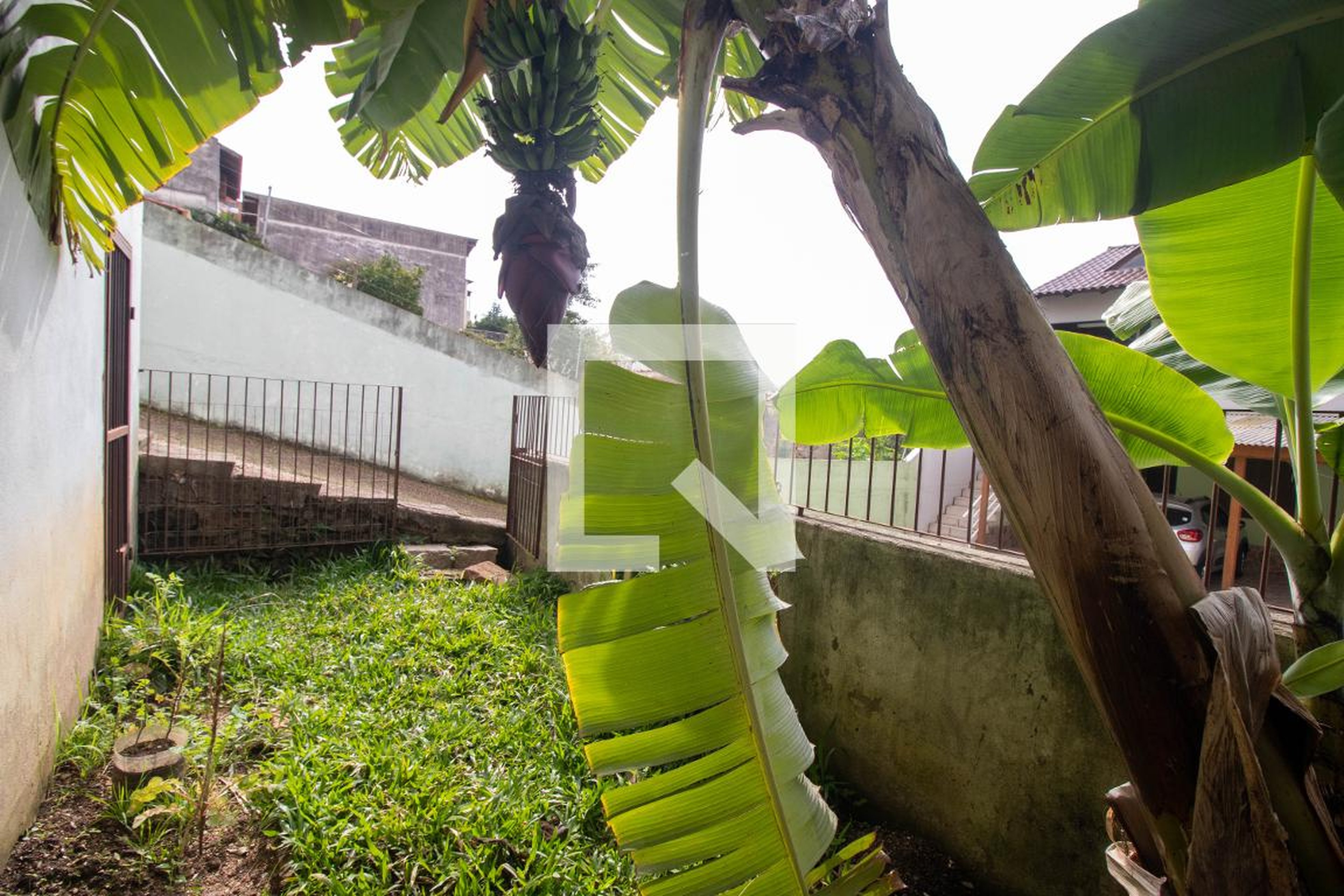 Área Externa Condomínio em Rua Irene Capponi Santiago, 329