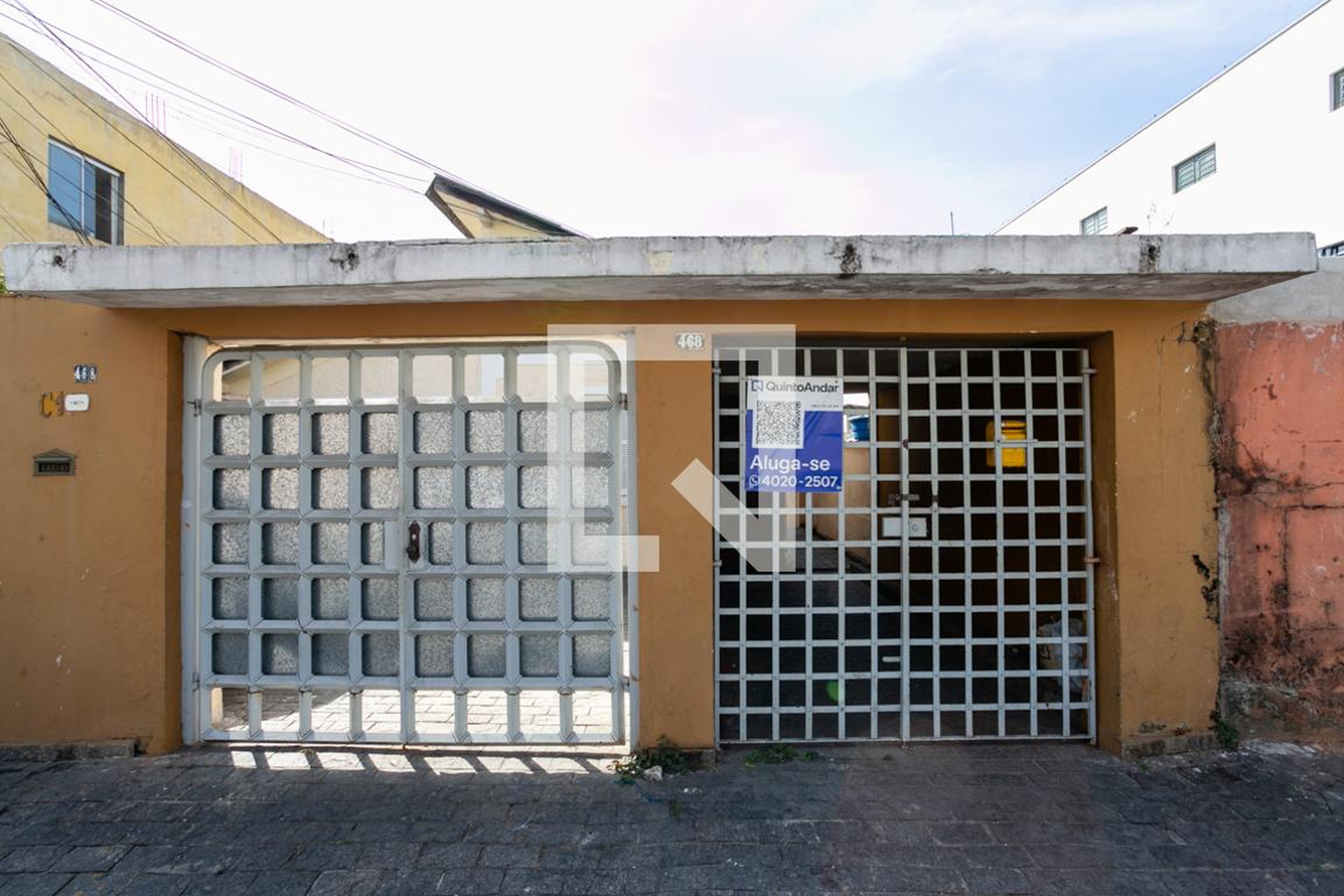 Fachada Condomínio em Rua Lavinio Salles Arcuri, 468