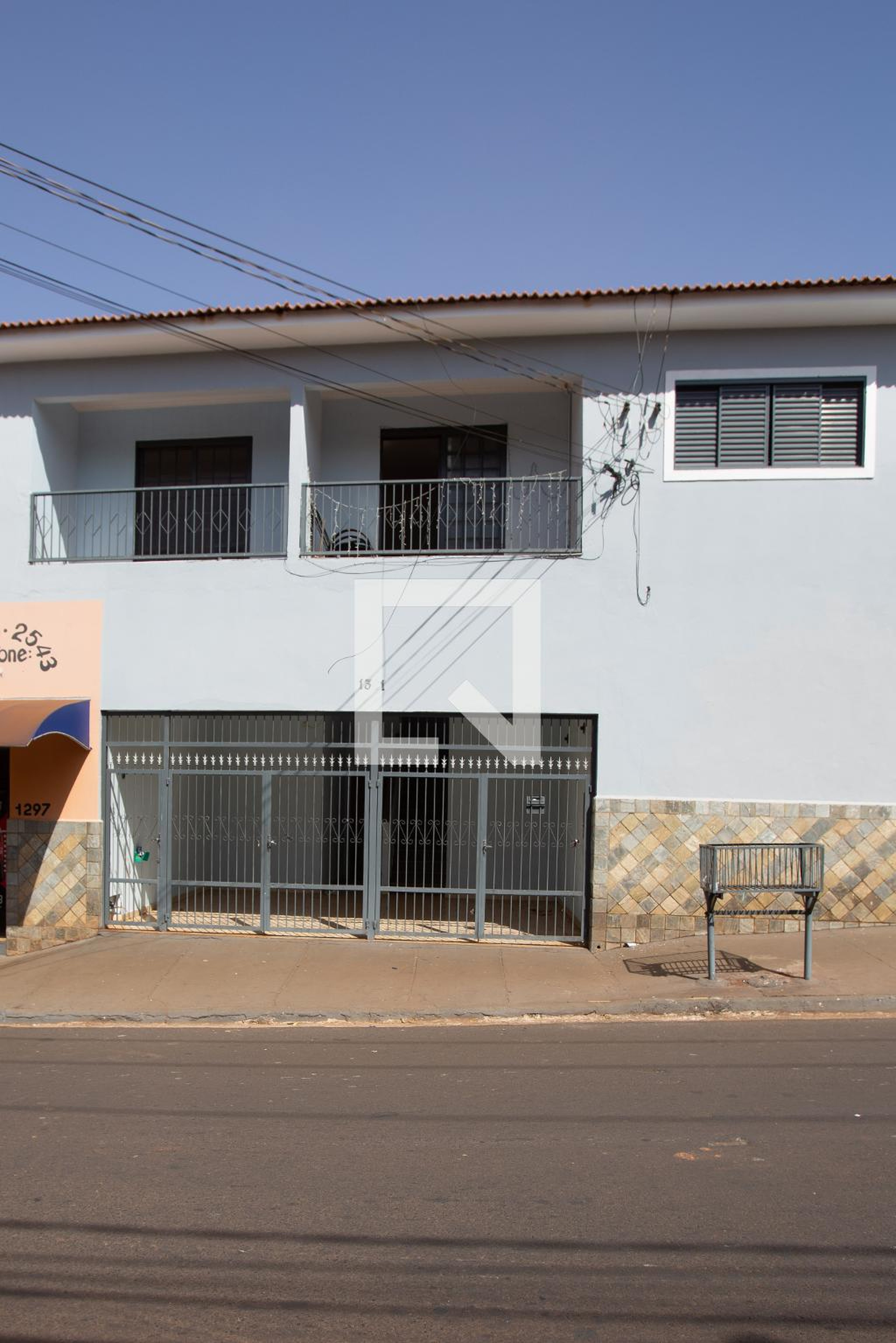 Fachada Condomínio em Avenida Paranapanema, 1301