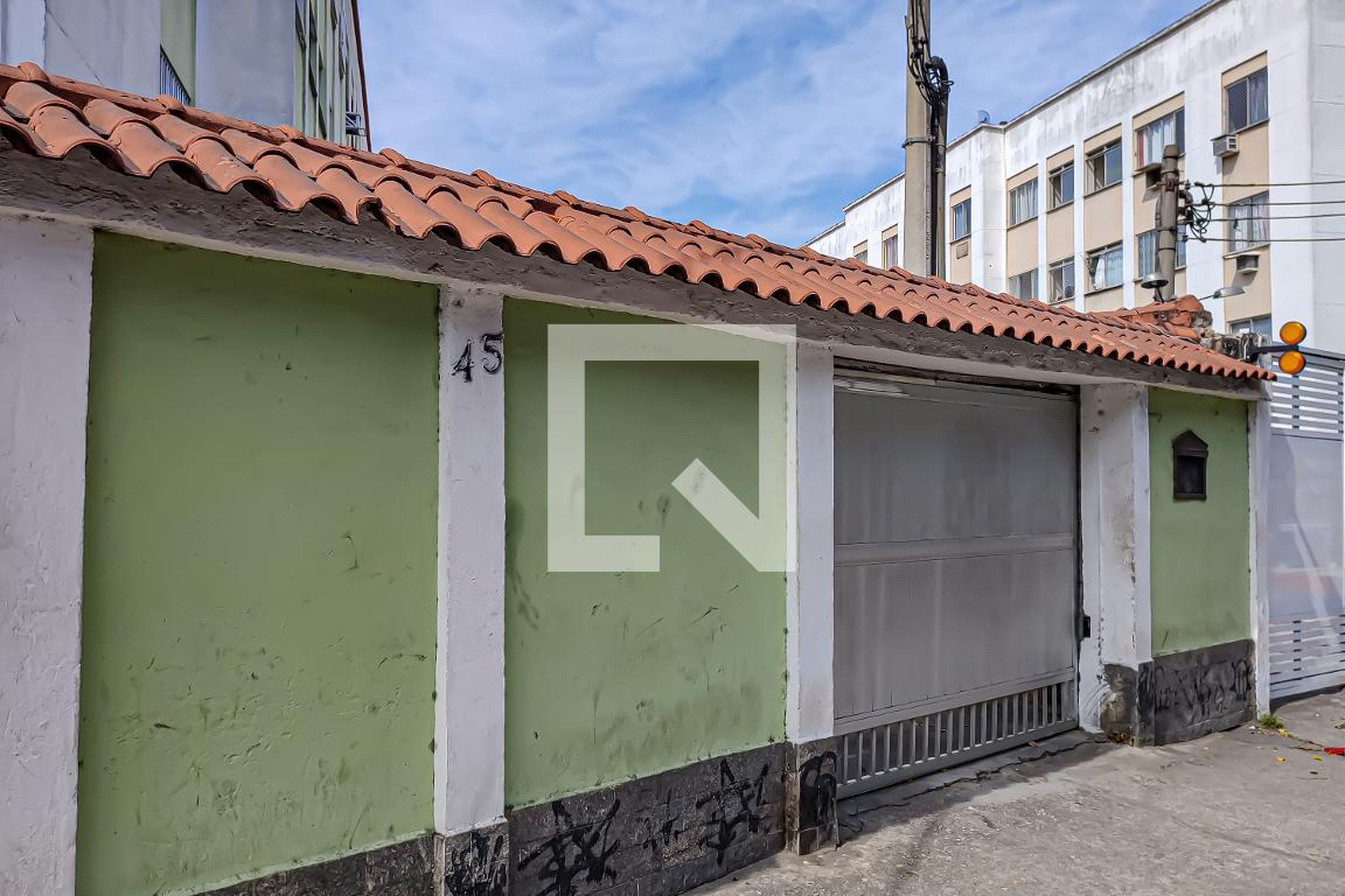 fachada Edifício Village Ariperana