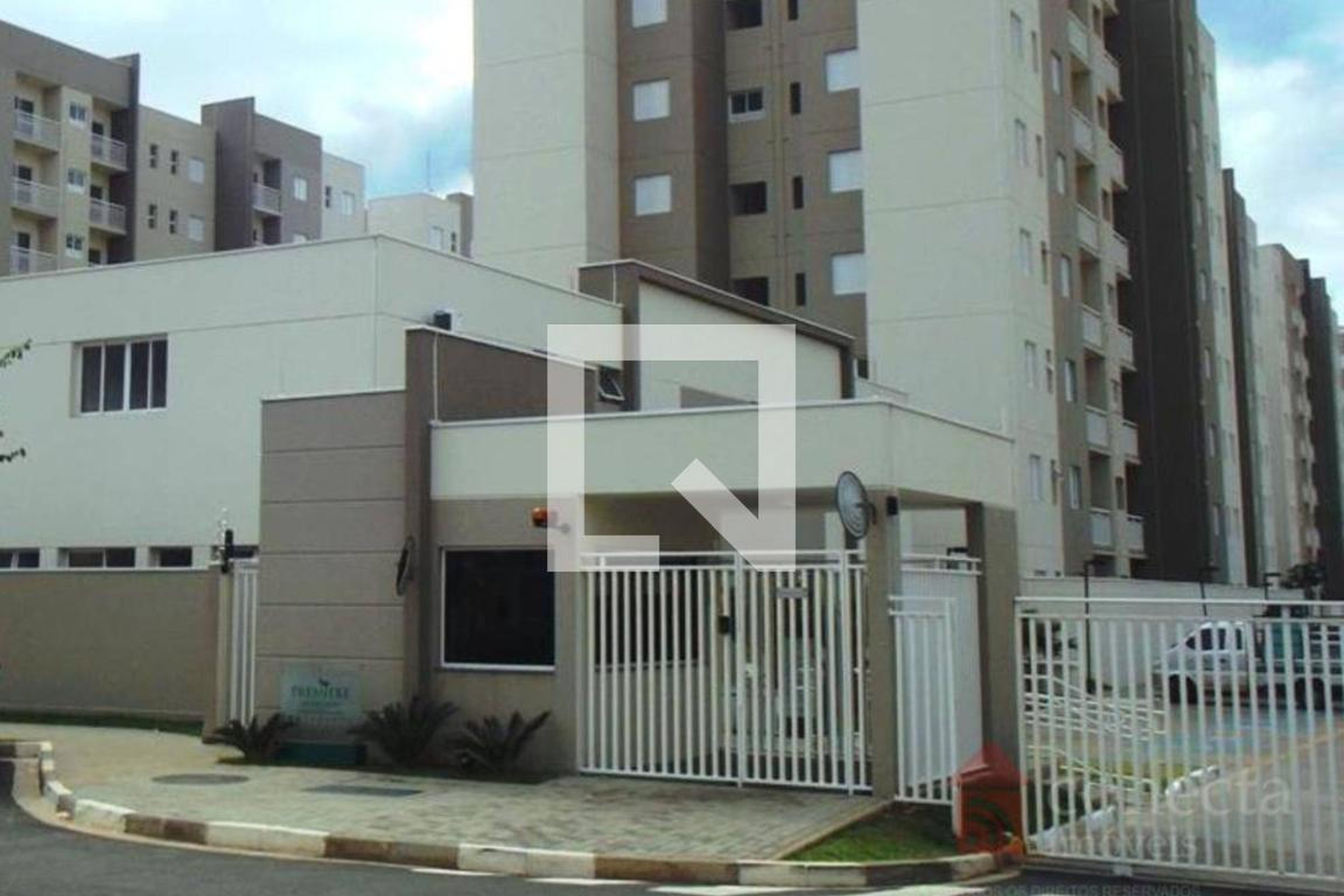 Fachada do Condomínio Condomínio Premiere Morumbi