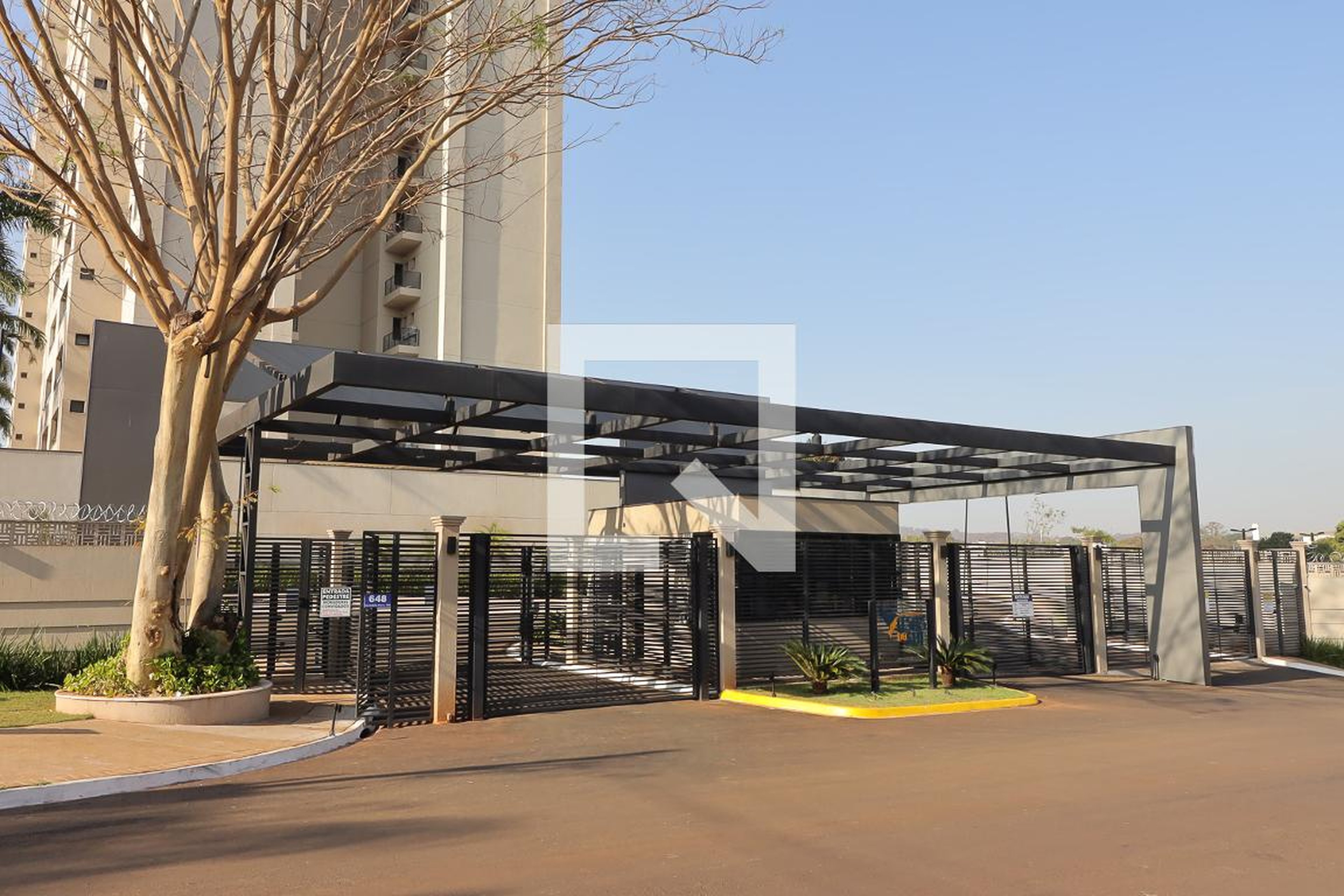 Portaria Condomínio em Avenida Doutor Francisco Gugliano, 648