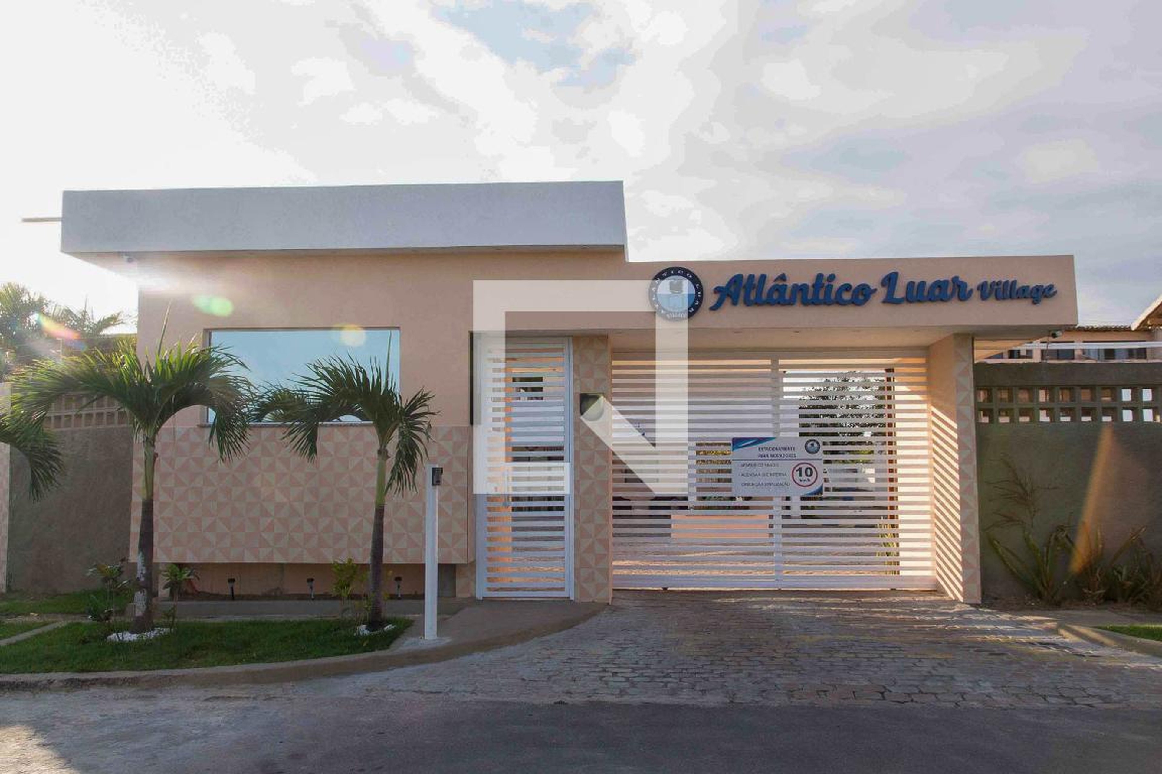 Fachada Condomínio Atlântico do Luar
