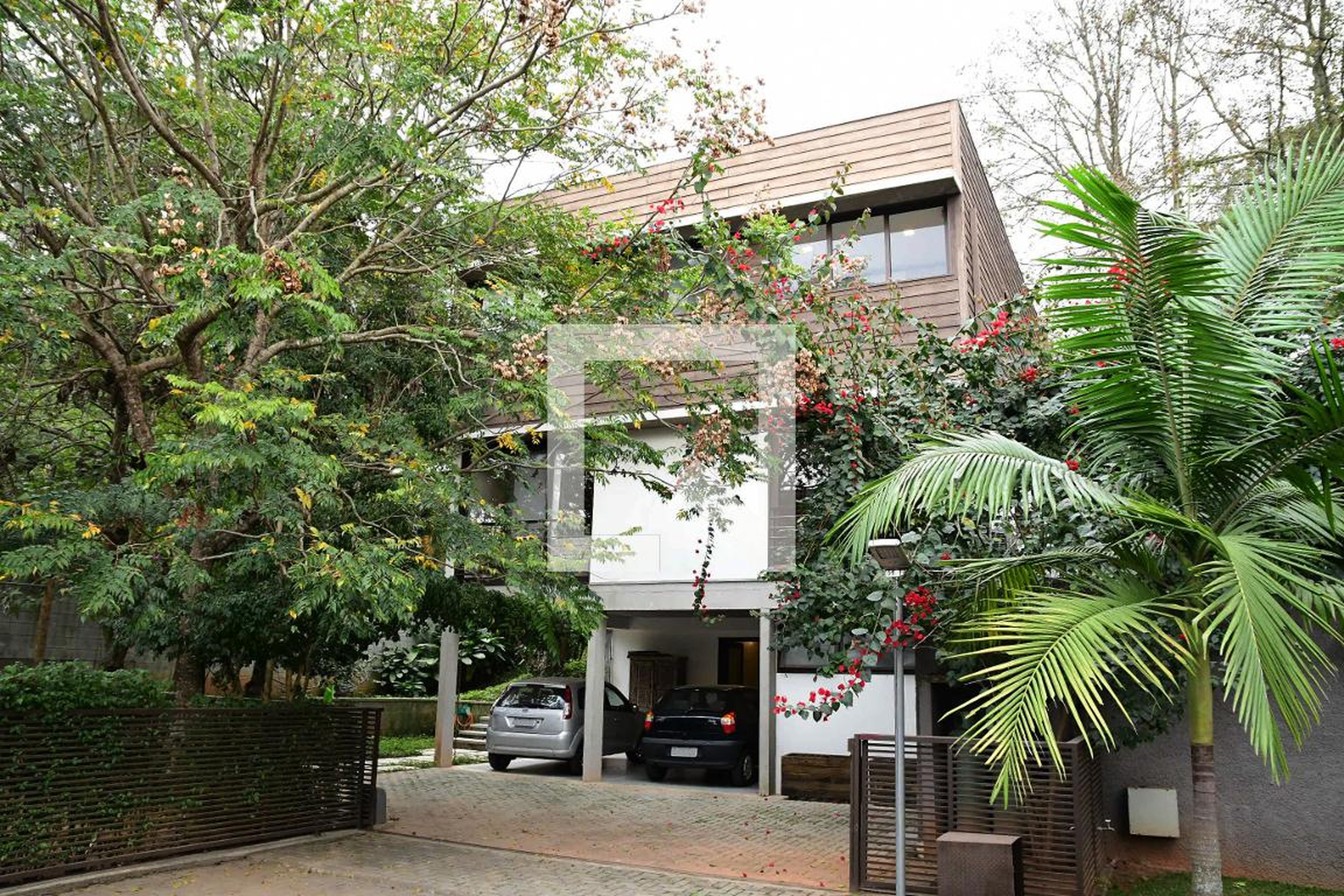 Fachada Condomínio em Rua São João, 600