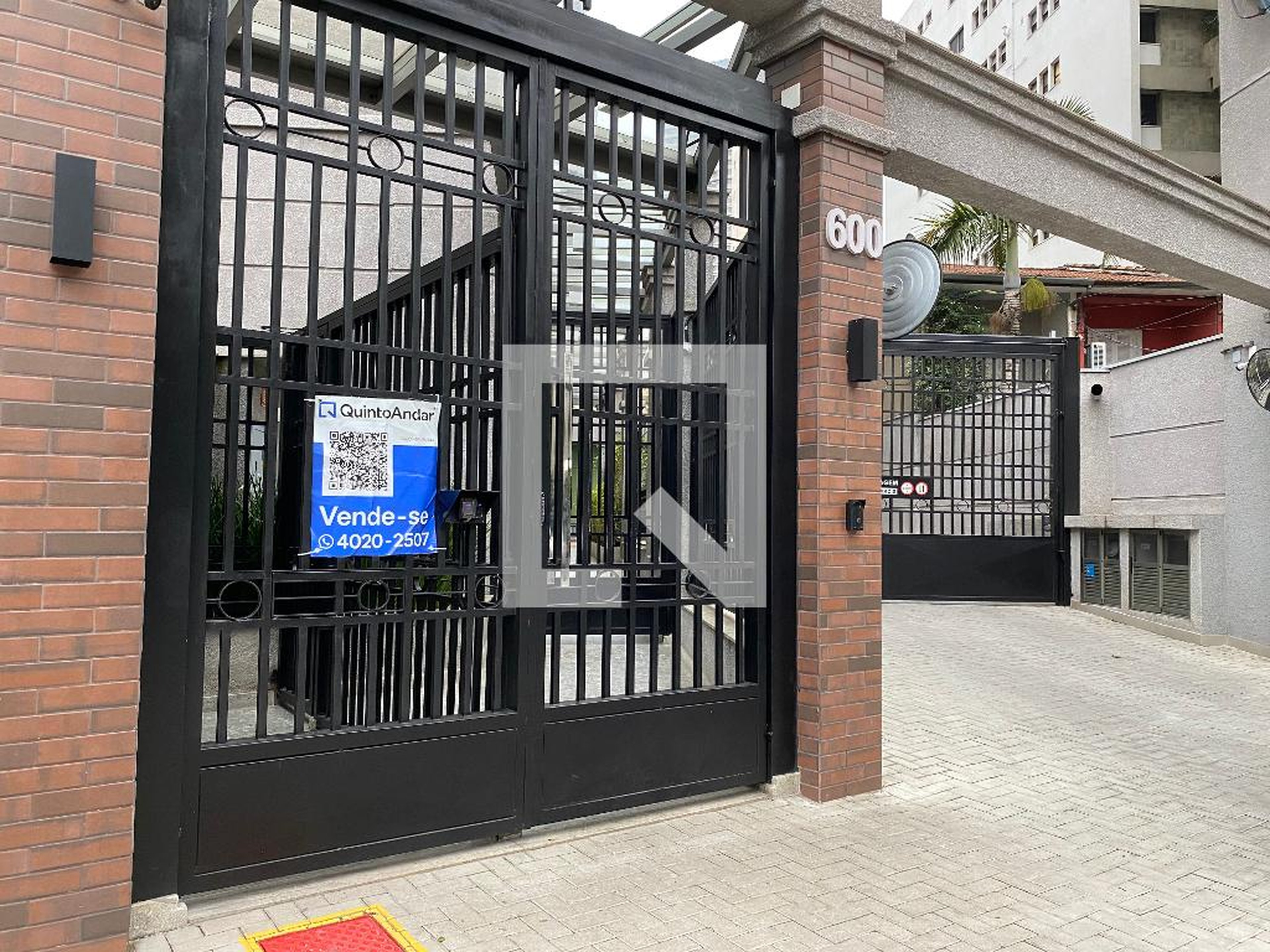 Entrada - Authentic We