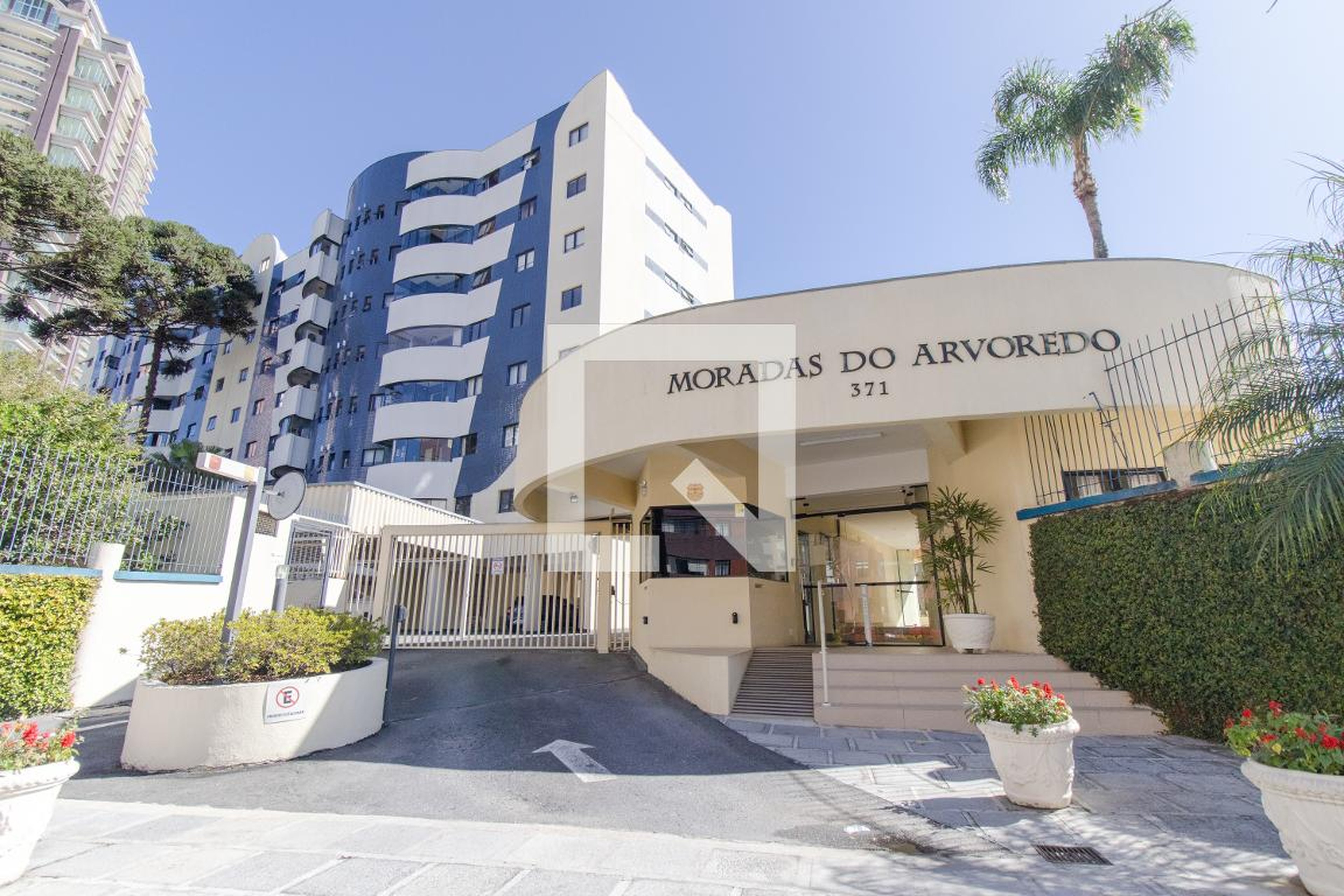 Fachada do Condomínio Residencial Morada do Arvoredo