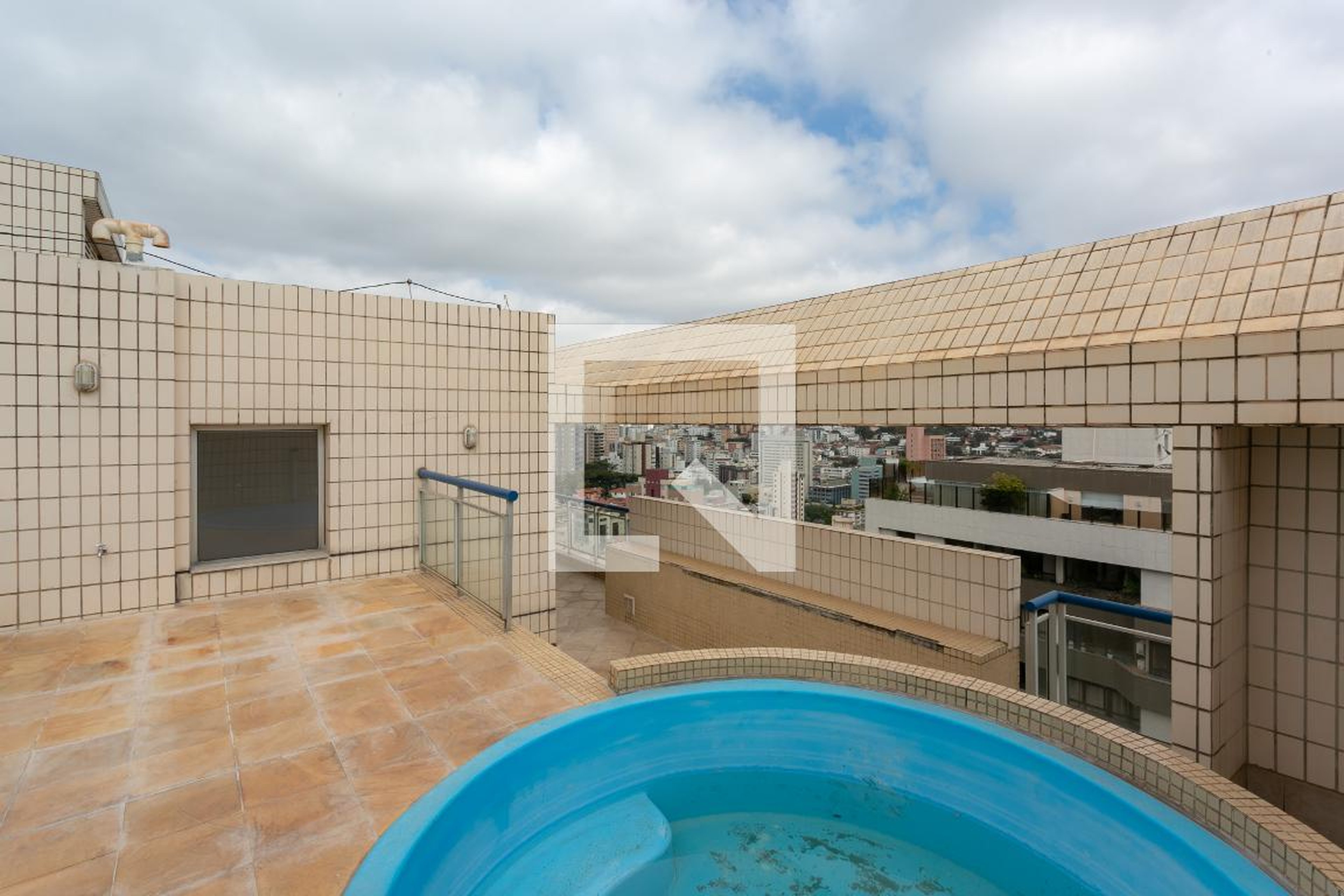 Área Externa - Benjamim Soares