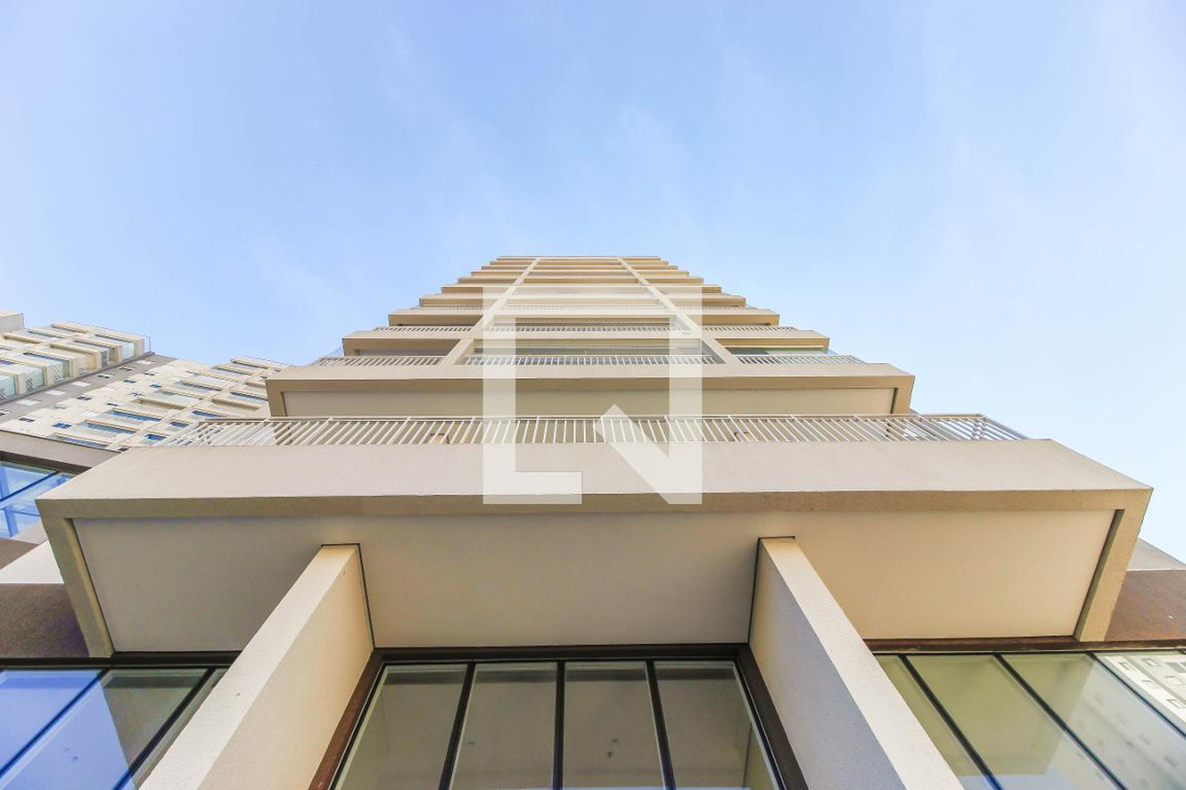 Fachada do Prédio Condomínio em Avenida Amador Bueno da Veiga, 2137