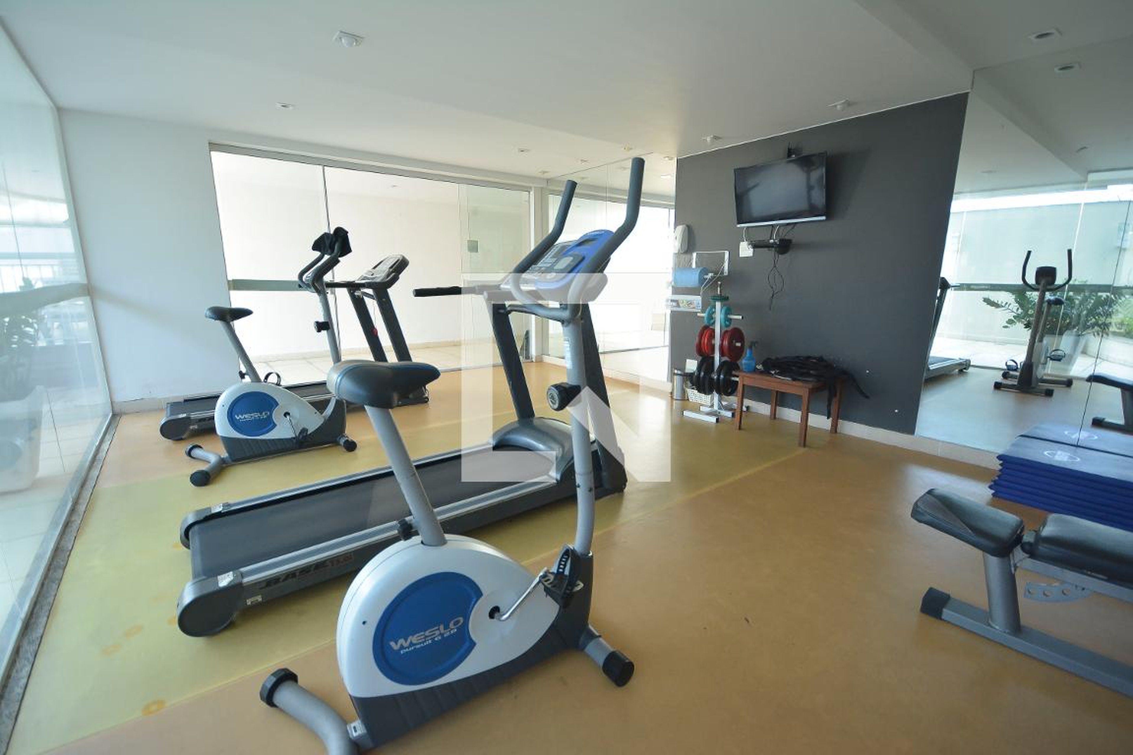 Academia - Distribuidora Lagoa Azul