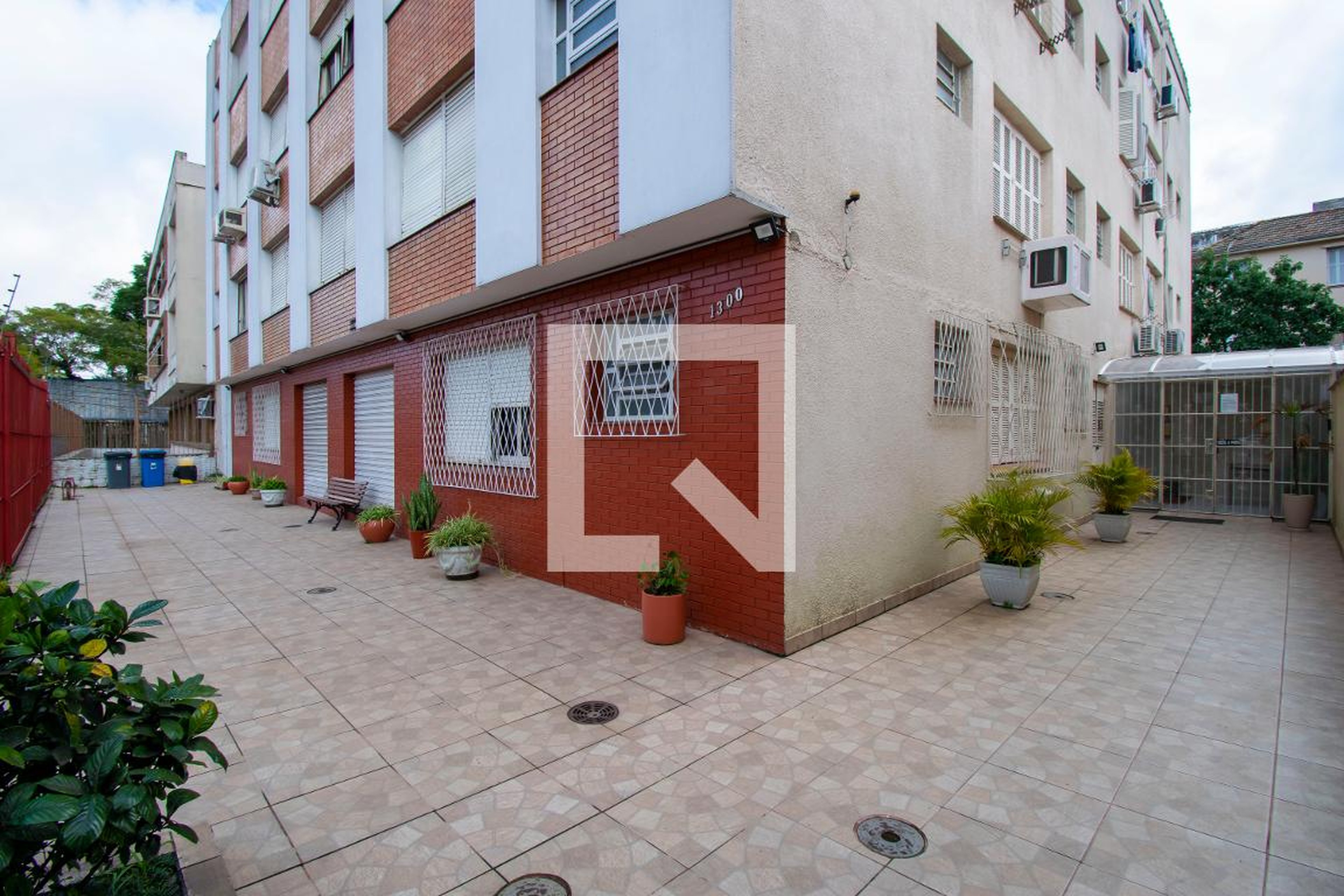 Condomínio - Edifício Dom Oscar