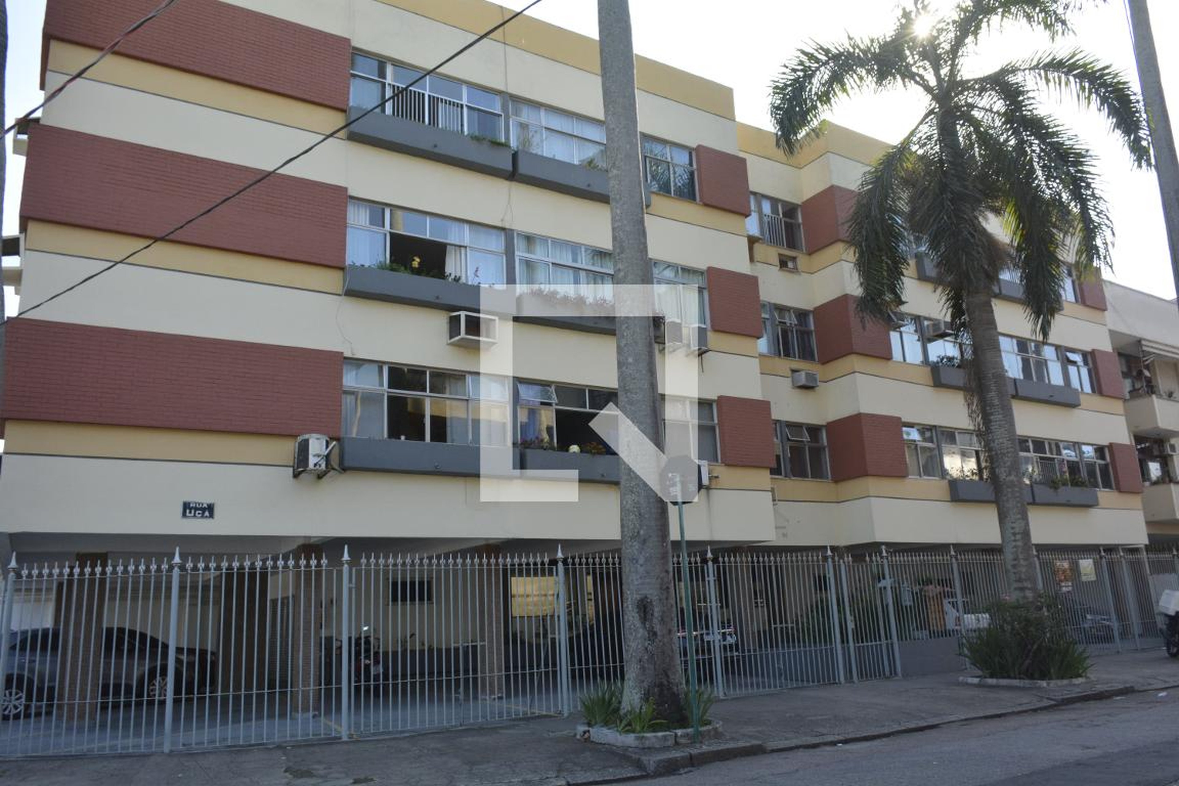 Fachada do Prédio Edifício Ilha Dourada