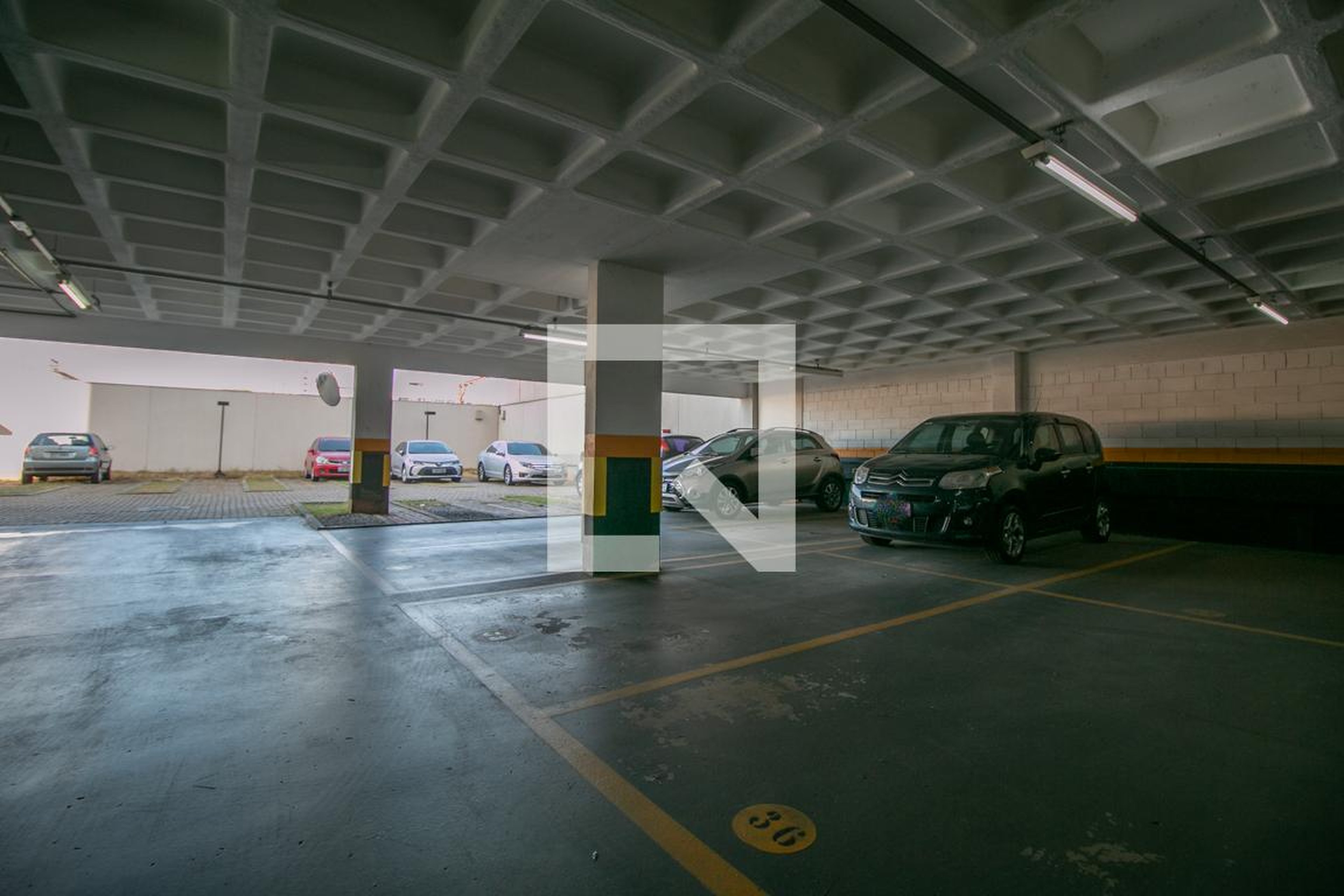 Estacionamento - Le Champ