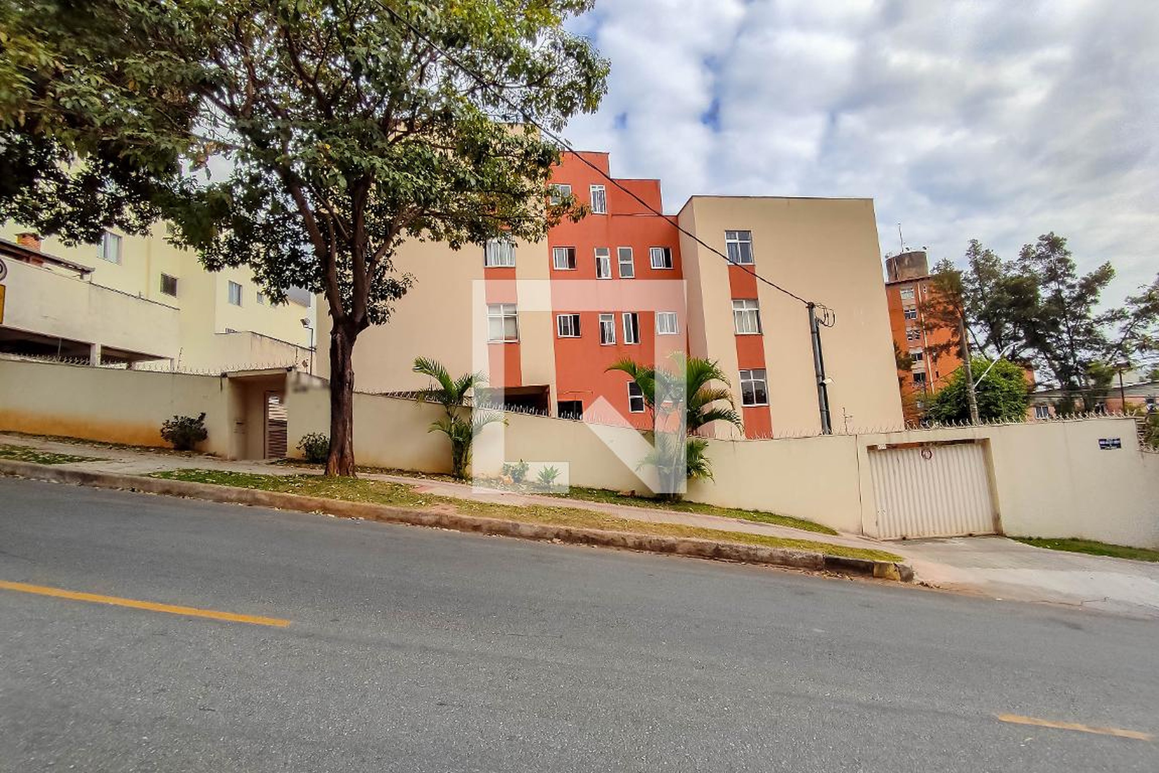 Fachada Residencial Virgínia