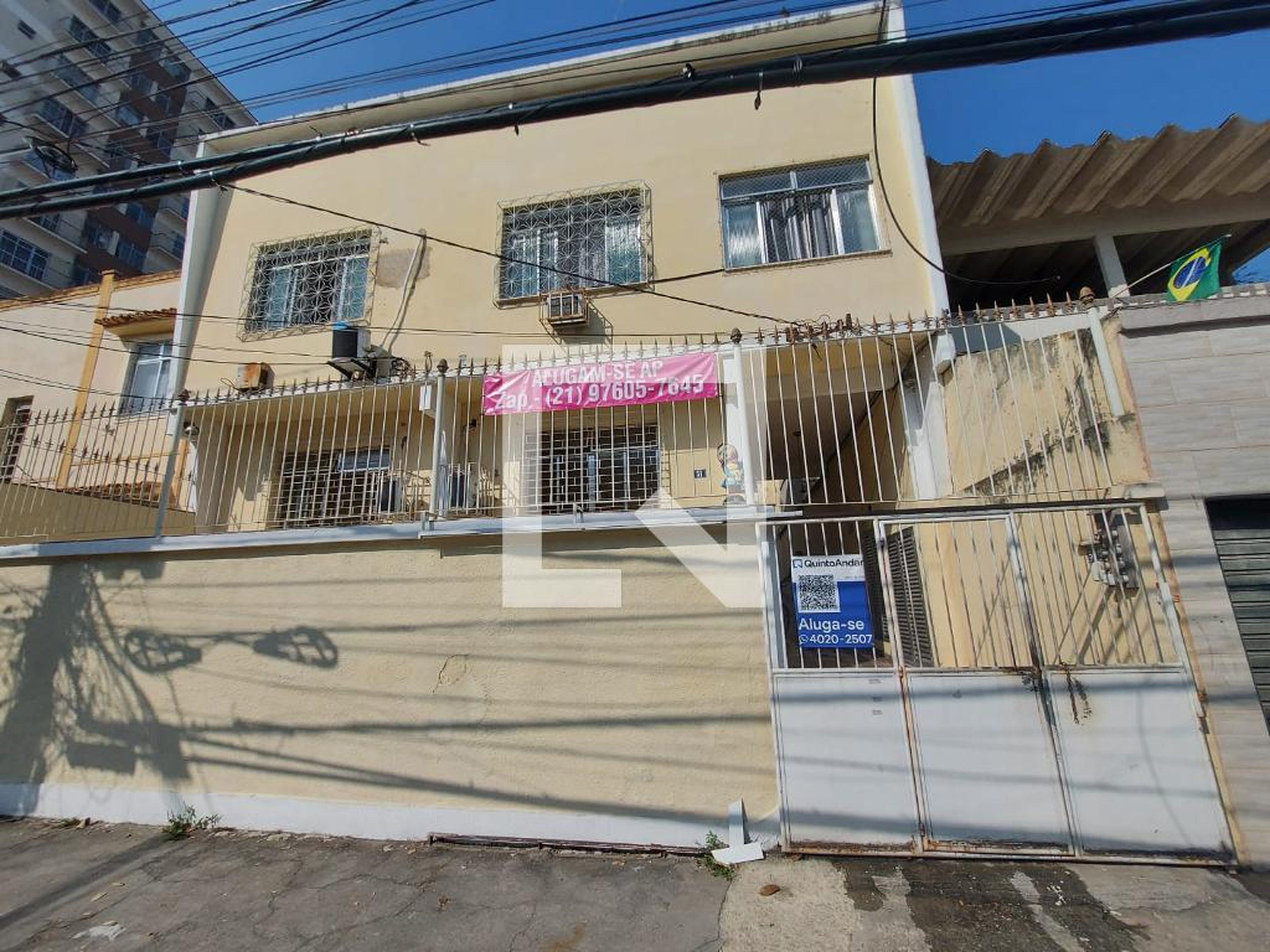 Fachada Condomínio em Rua Pedro Domingues, 51