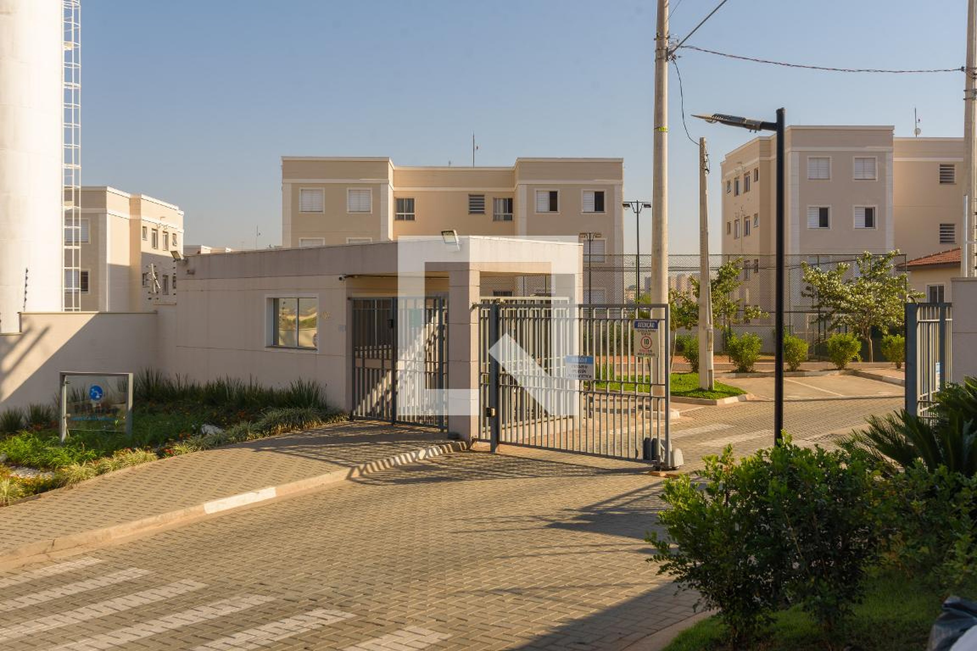 Fachada do Condomínio Condomínio em Avenida José Christovão Gonçalves, 101