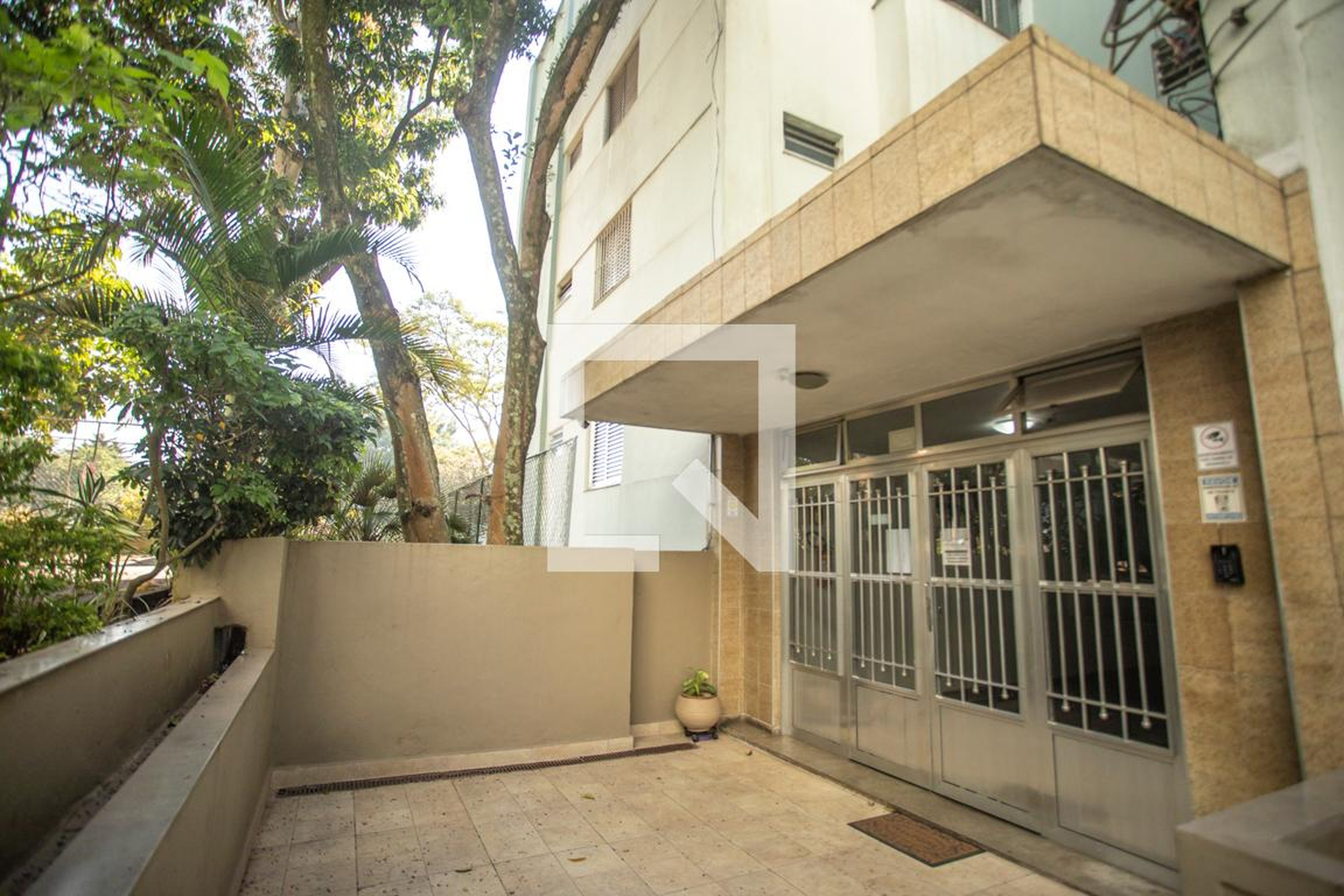 Hall de Entrada - Engenheiro Armando de Arruda Pereira