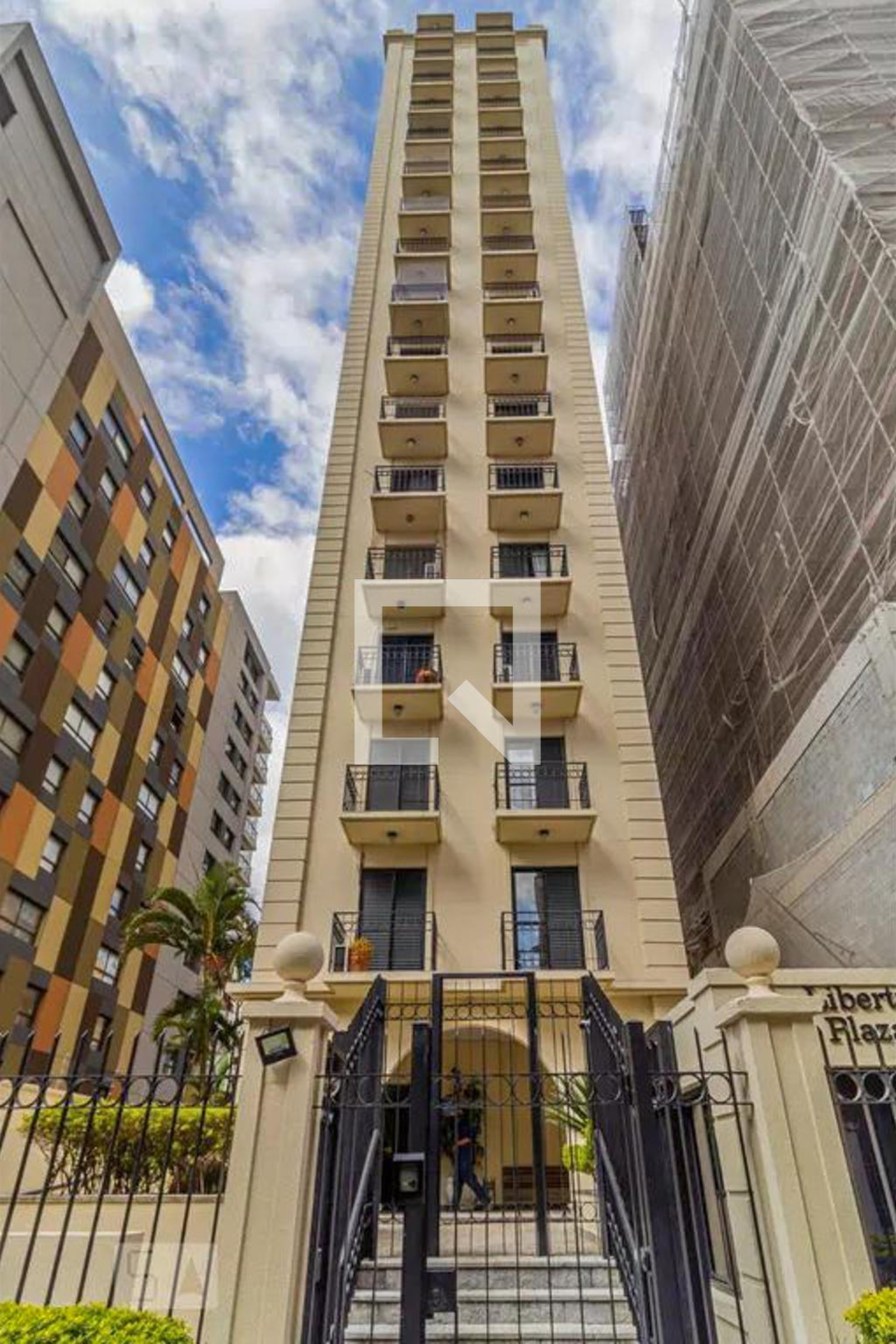 Fachada do Condomínio Edifício Liberty Plaza