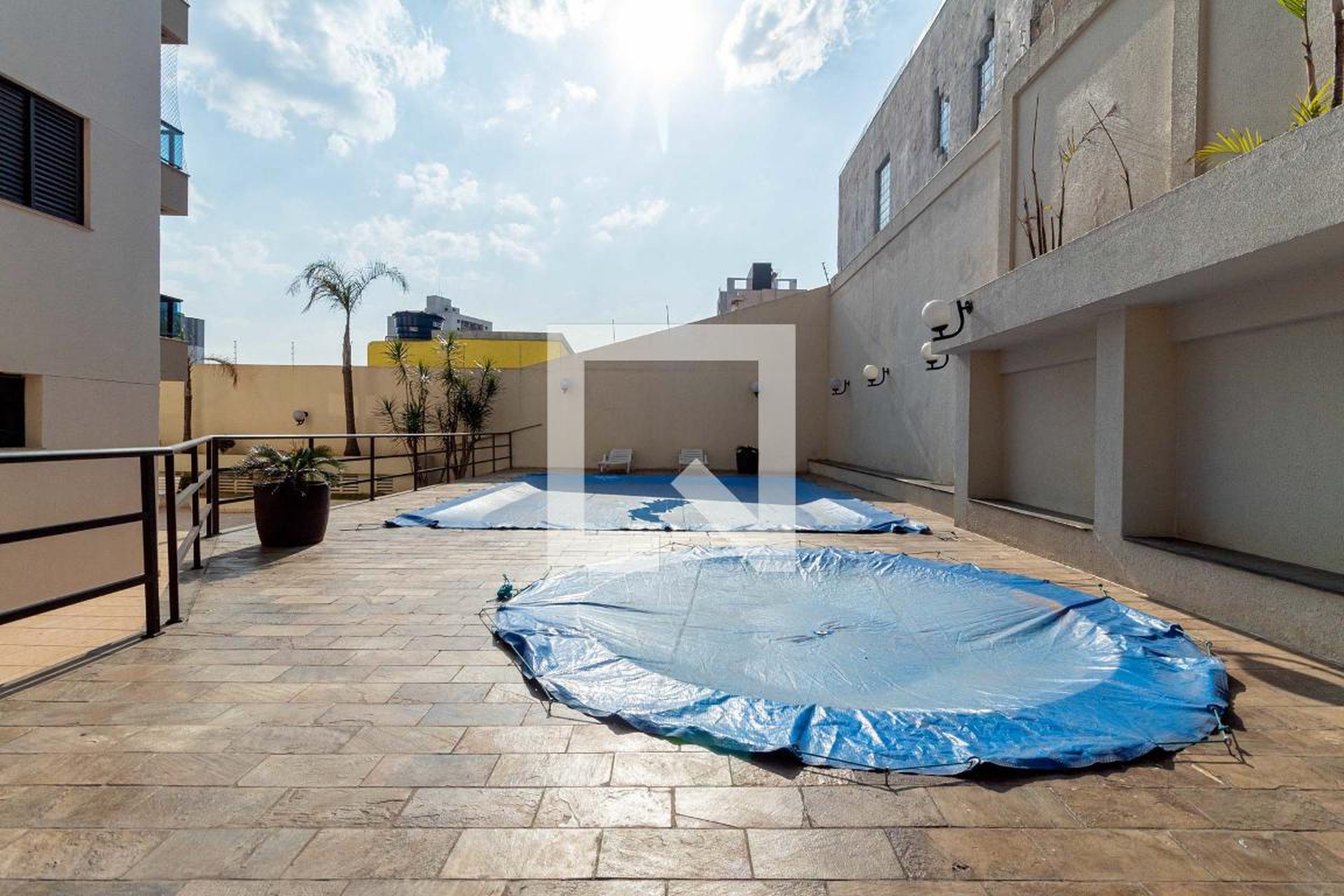 Piscina - Edifício Isaura