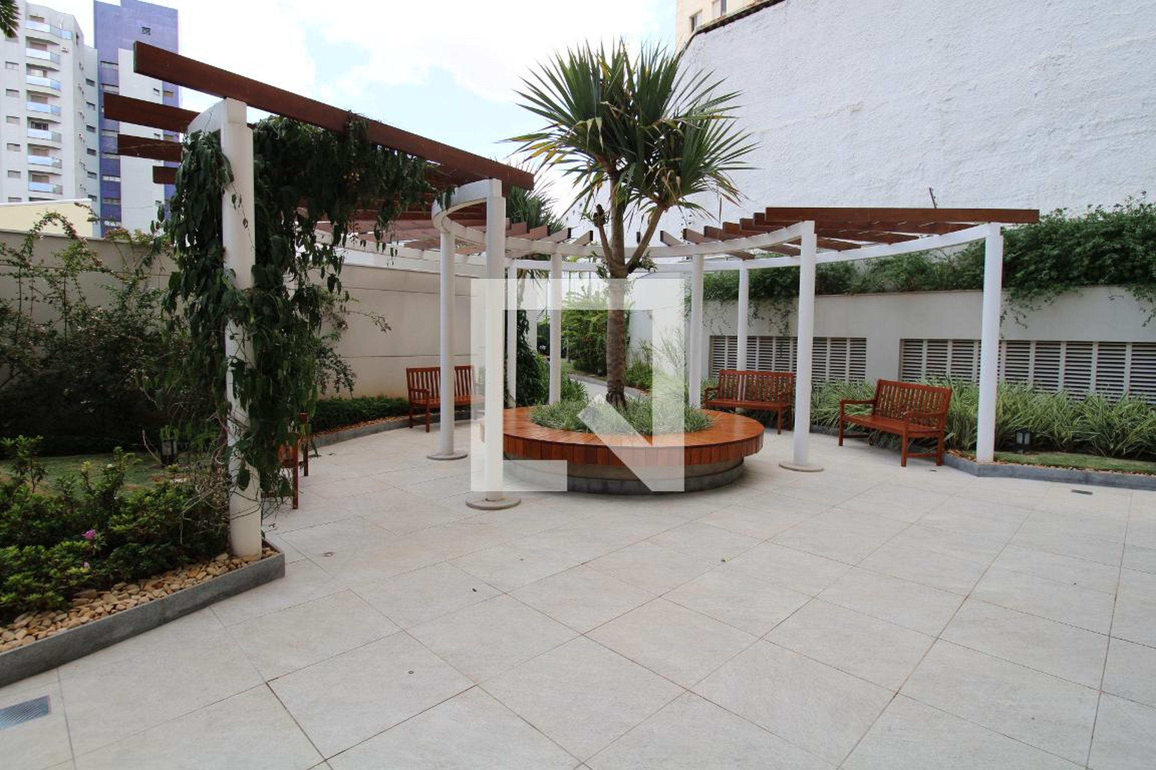 Área Comum - Uniqueness