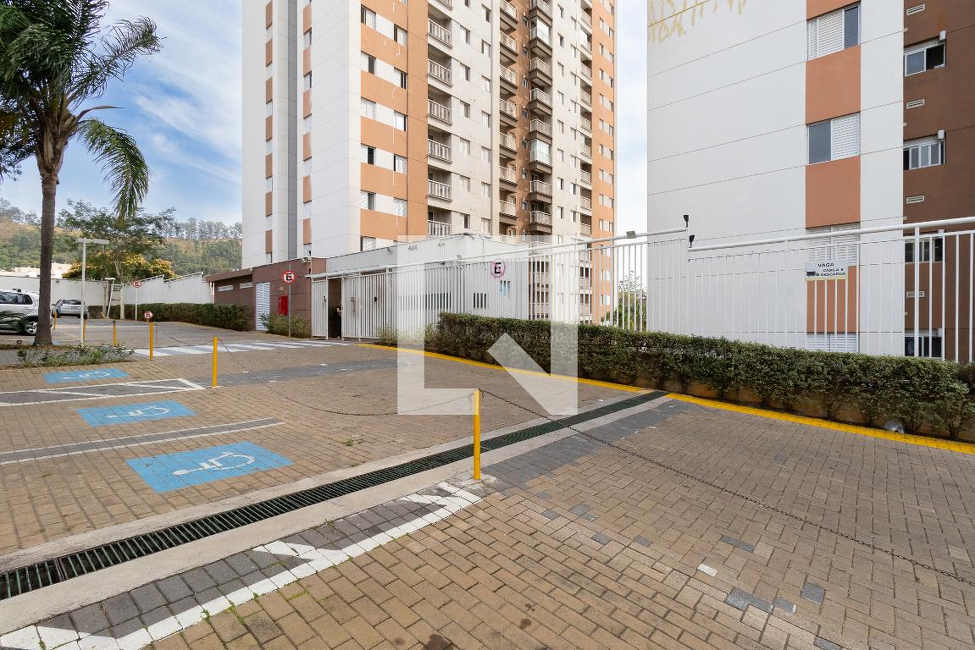 Fachada do Condomínio Condomínio Maraville Nature