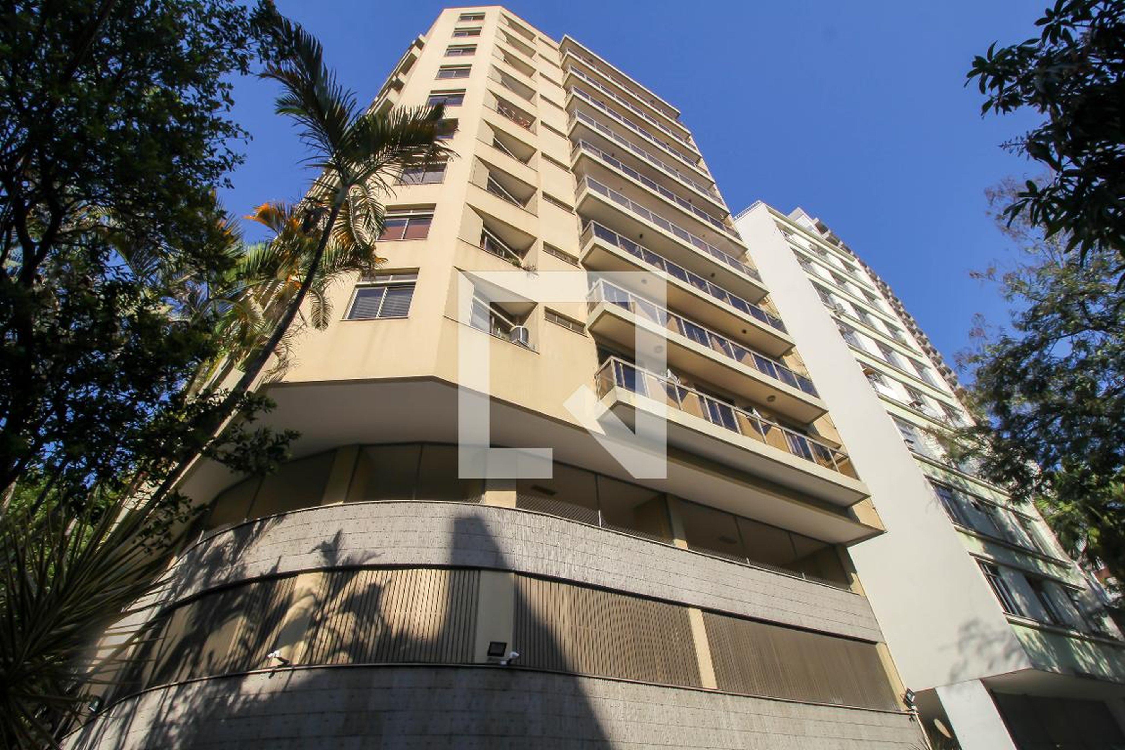 Fachada do Prédio Condomínio Solar das Mangueiras