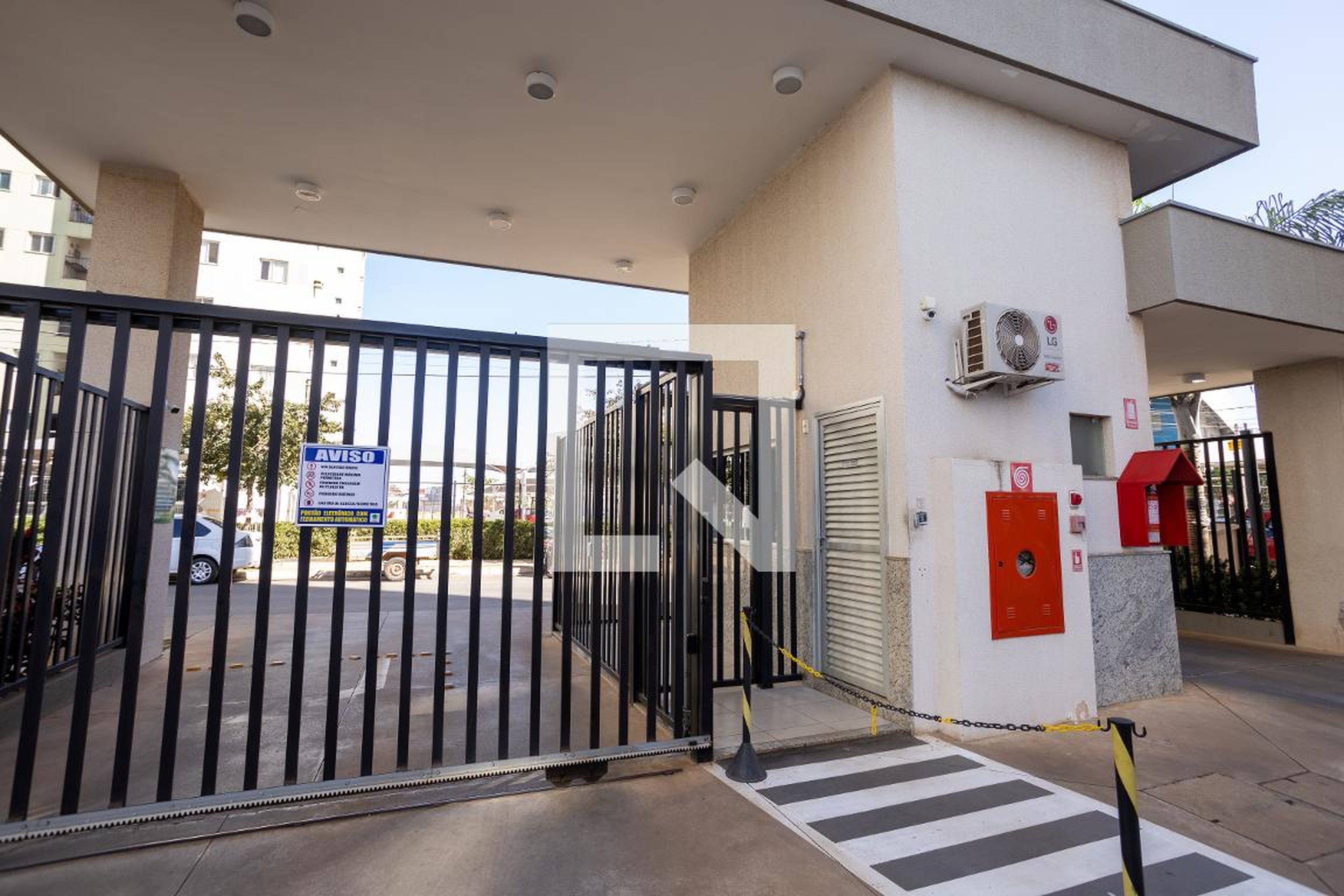 Fachada do Condomínio Condomínio Anhembi  Eldorado Parque