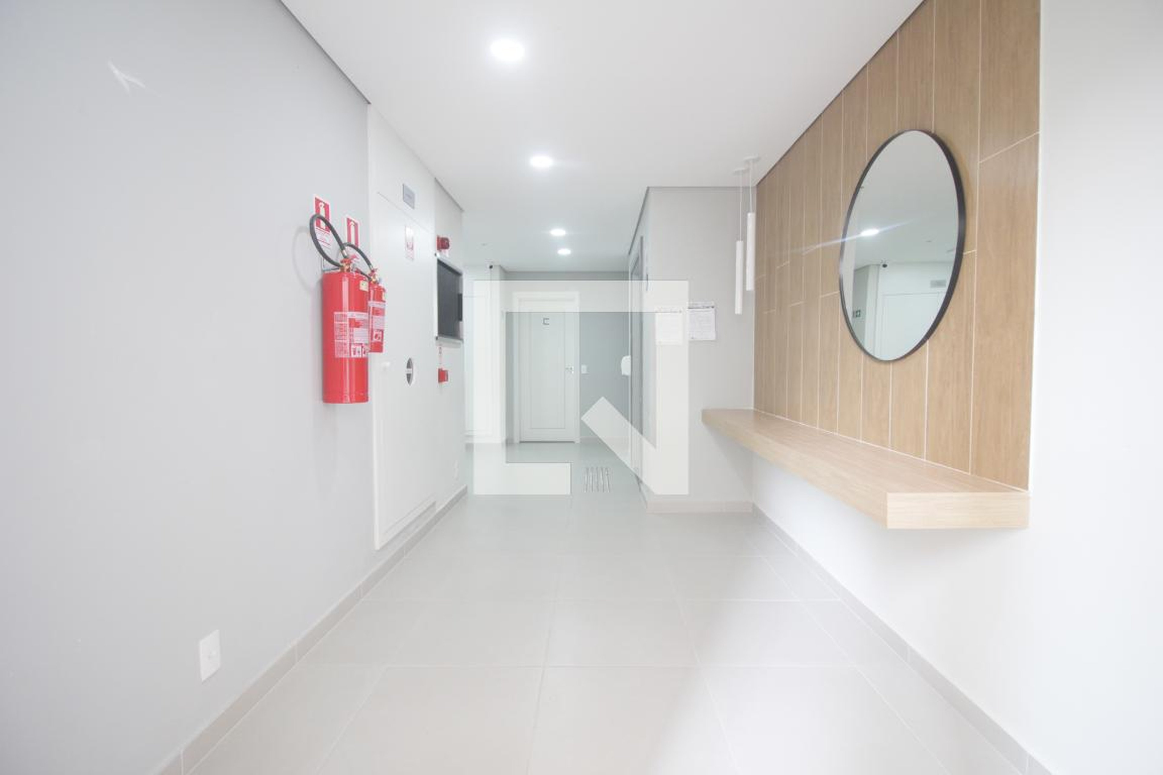 Hall - Dez Vila das Belezas II