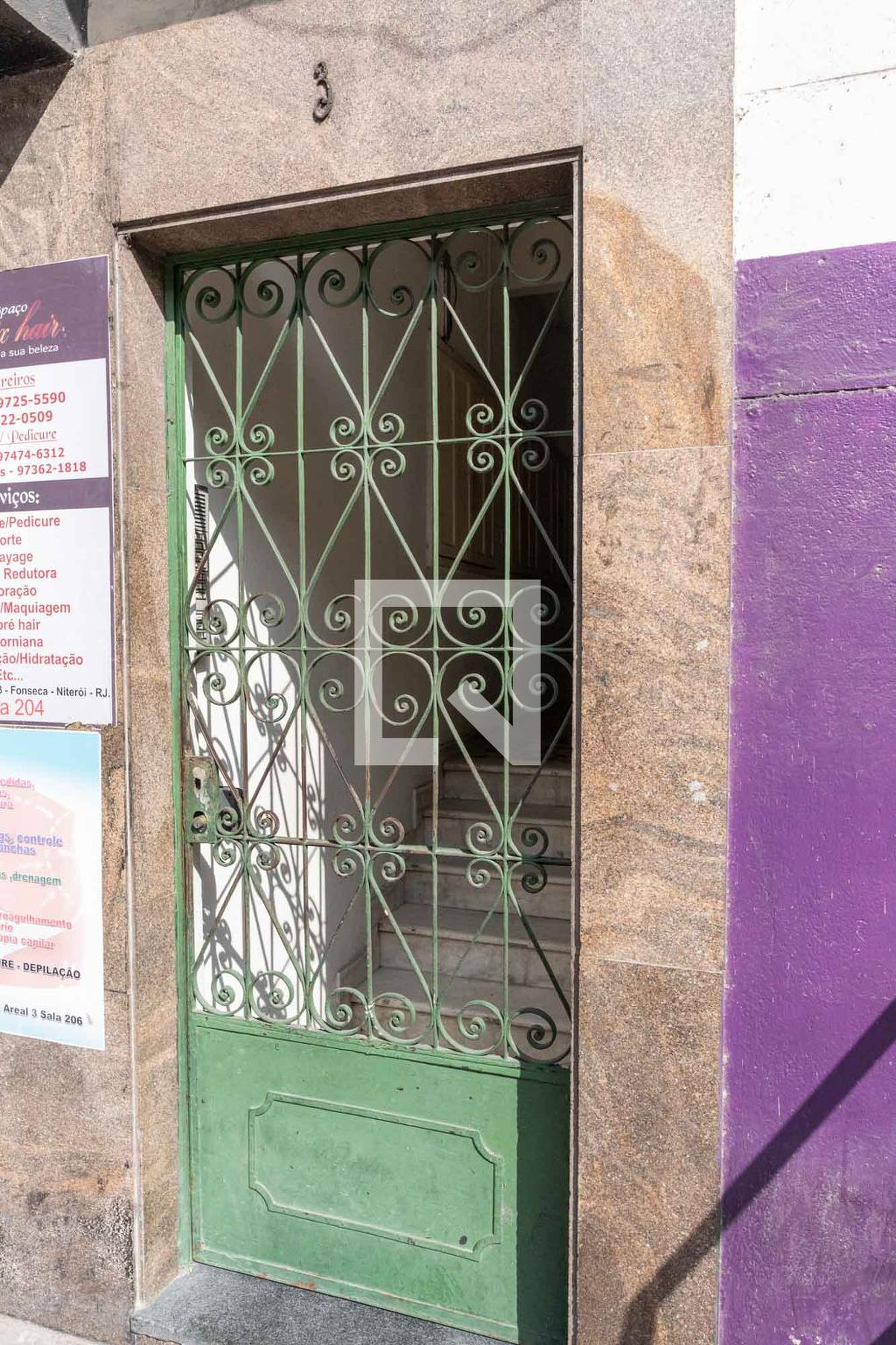Fachada Condomínio em Rua Manoel Areal, 3