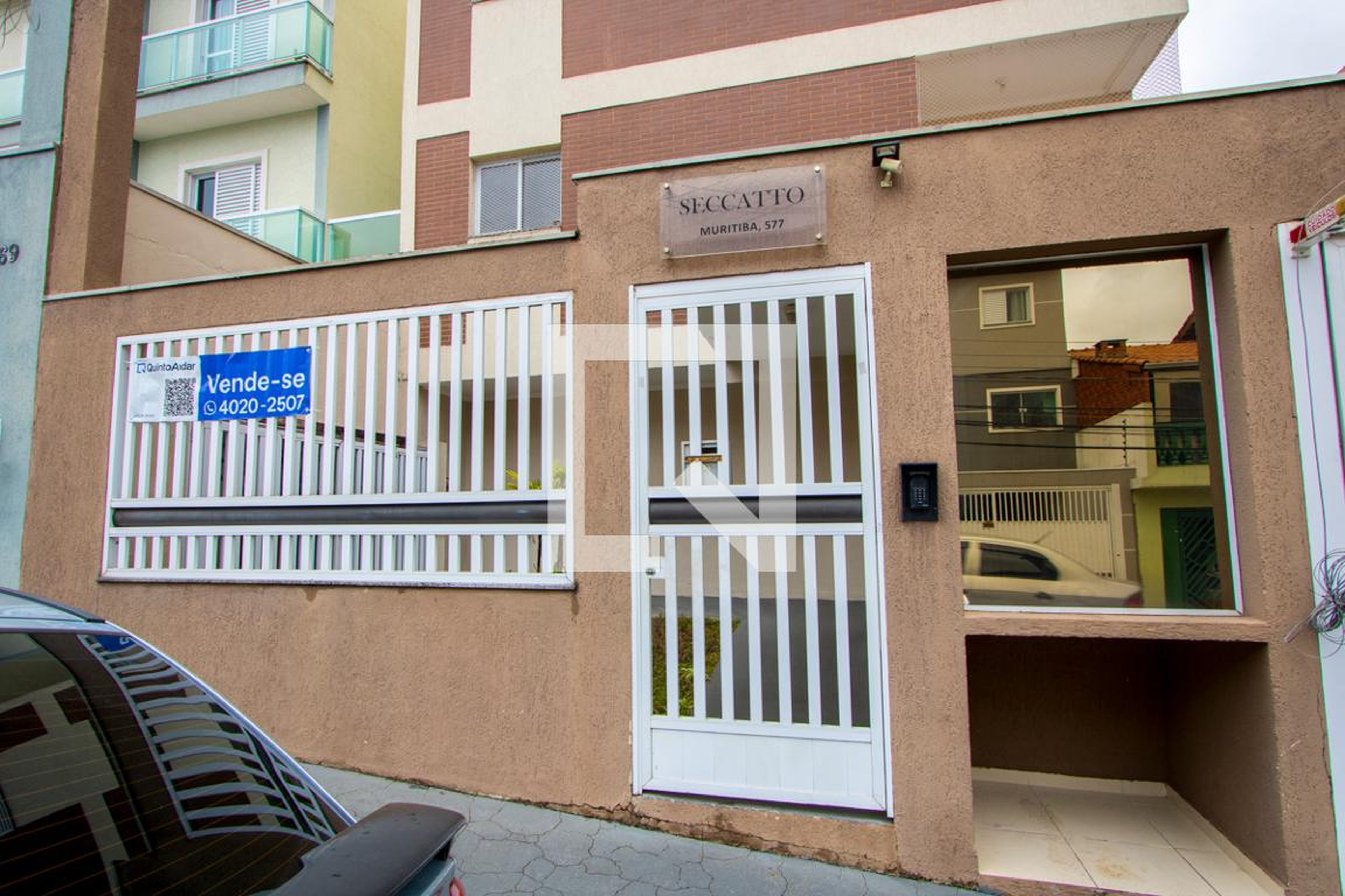 Fachada Condomínio em Rua Muritiba, 577