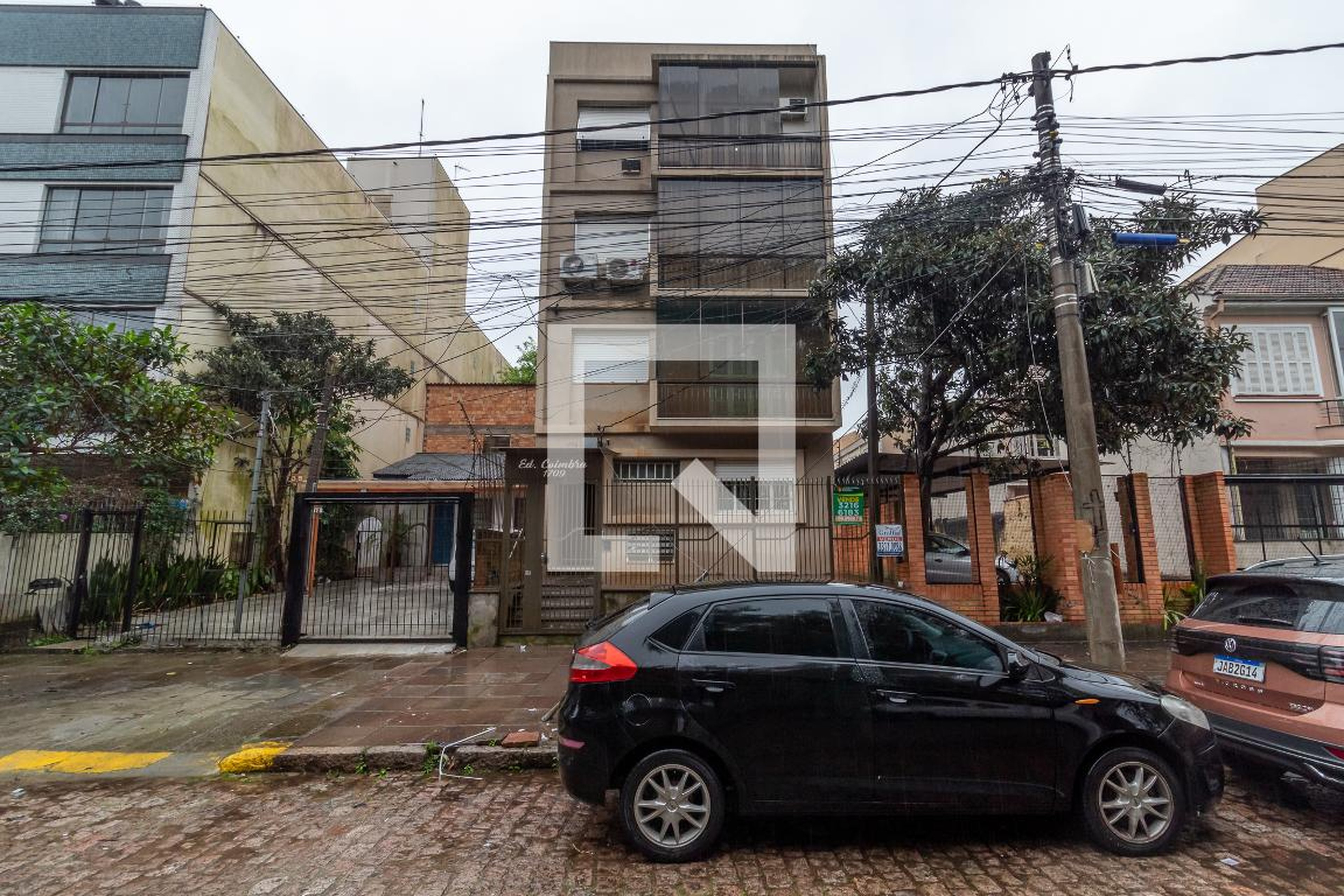 Fachada do Condomínio Condomínio em Rua Santa Cecília, 1709