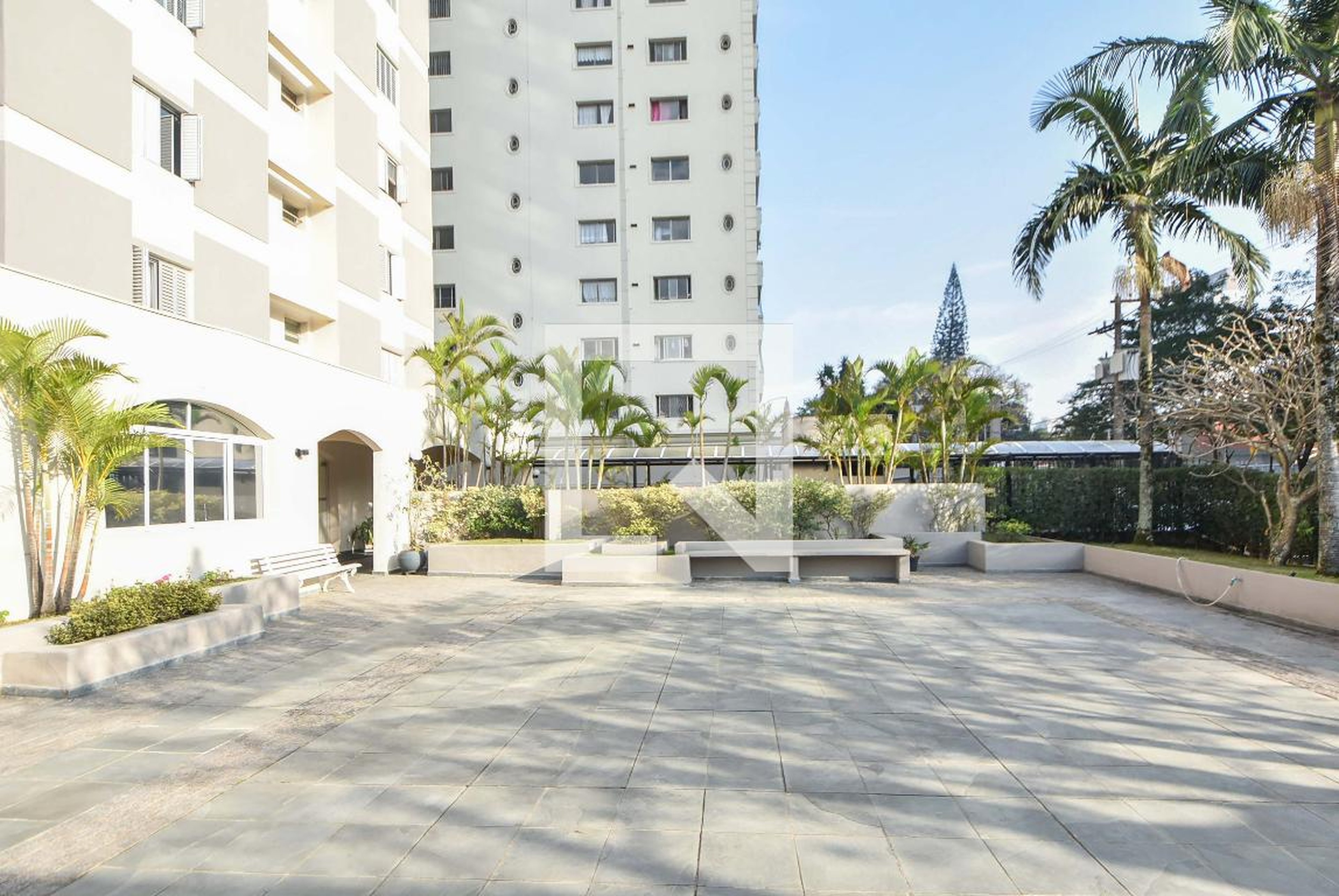 Condomínio - Edifício Tripiti