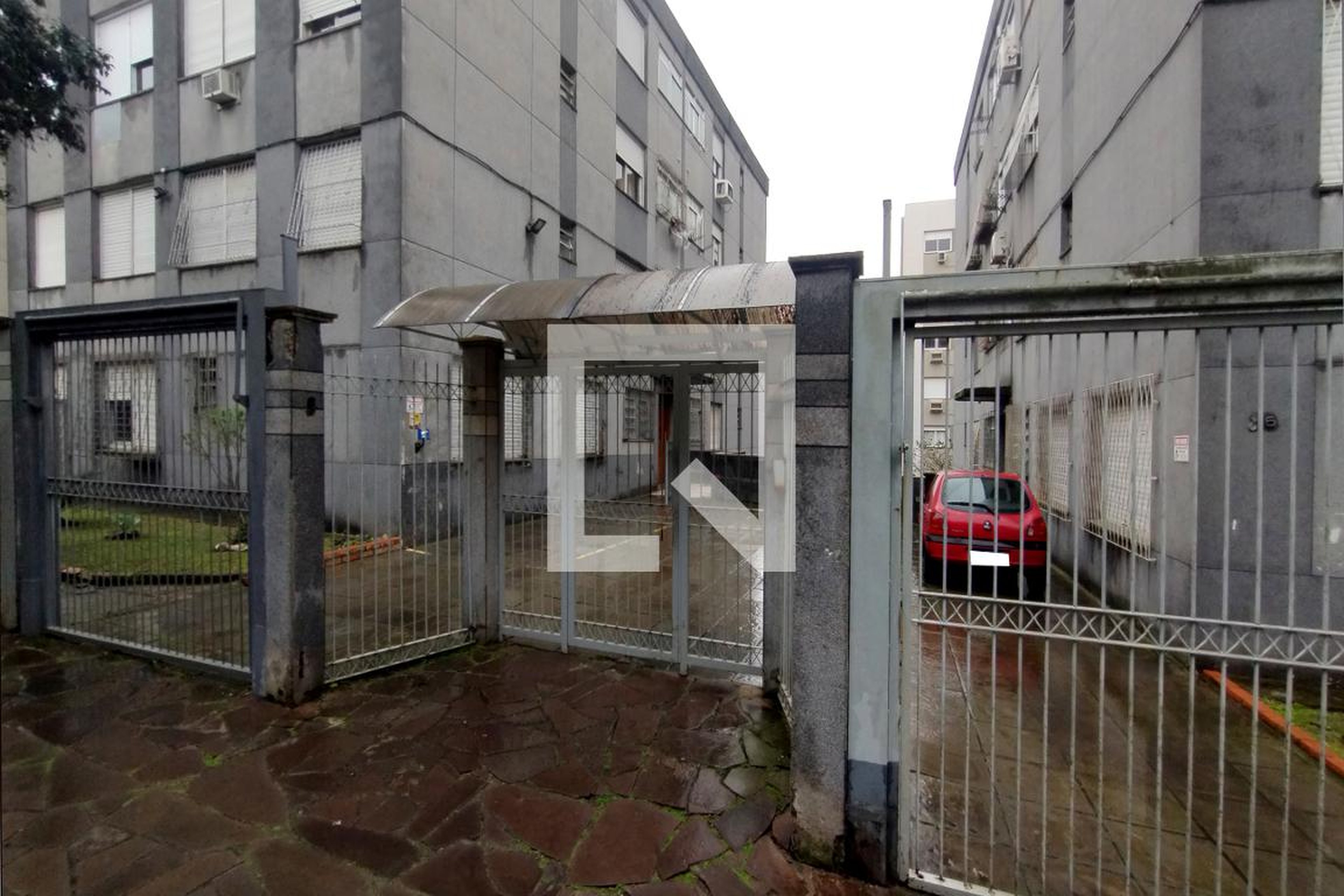 Fachada do Condomínio Condomínio em Rua Doutor Dário de Bittencourt, 85