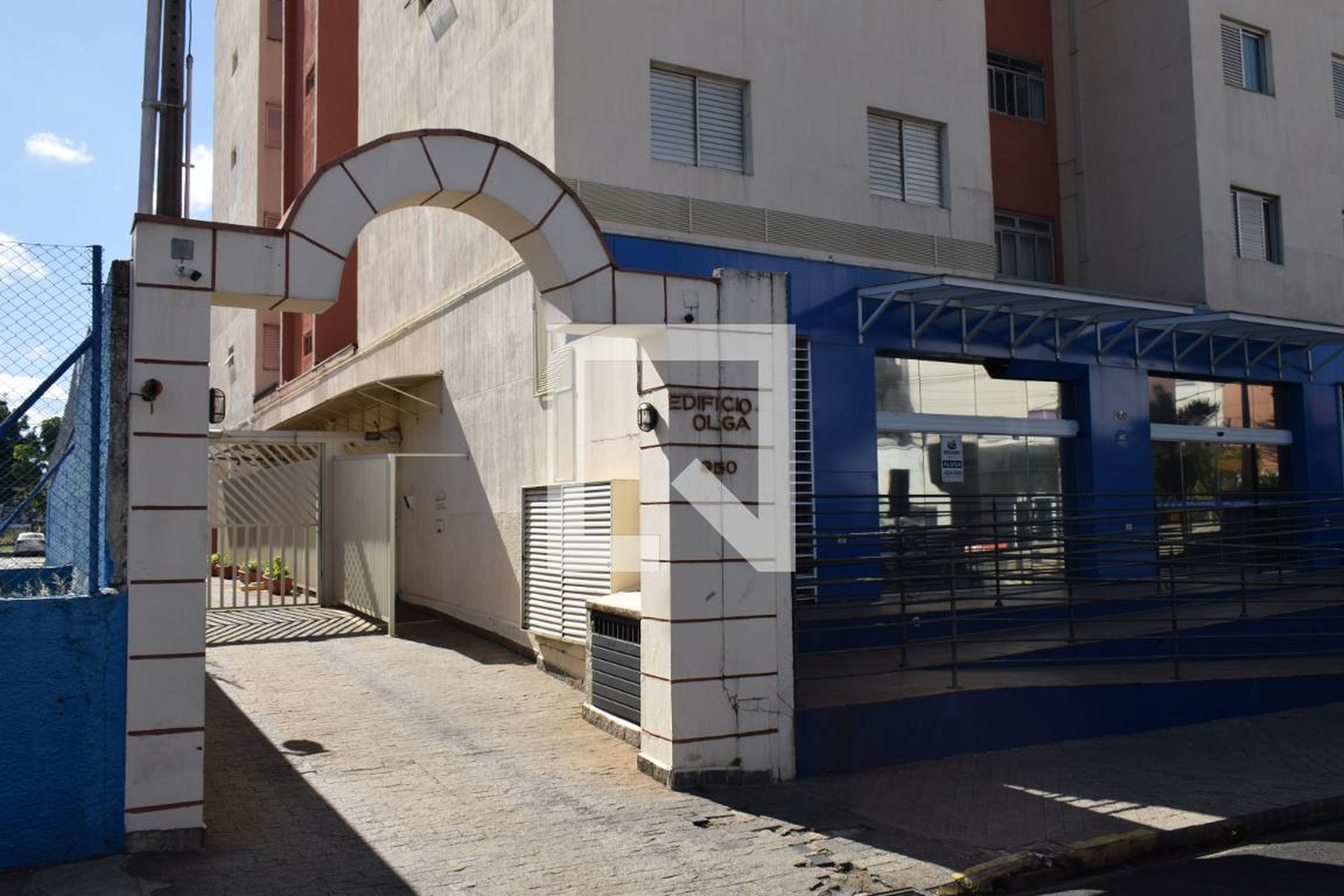 Fachada do Condomínio Edifício Olga