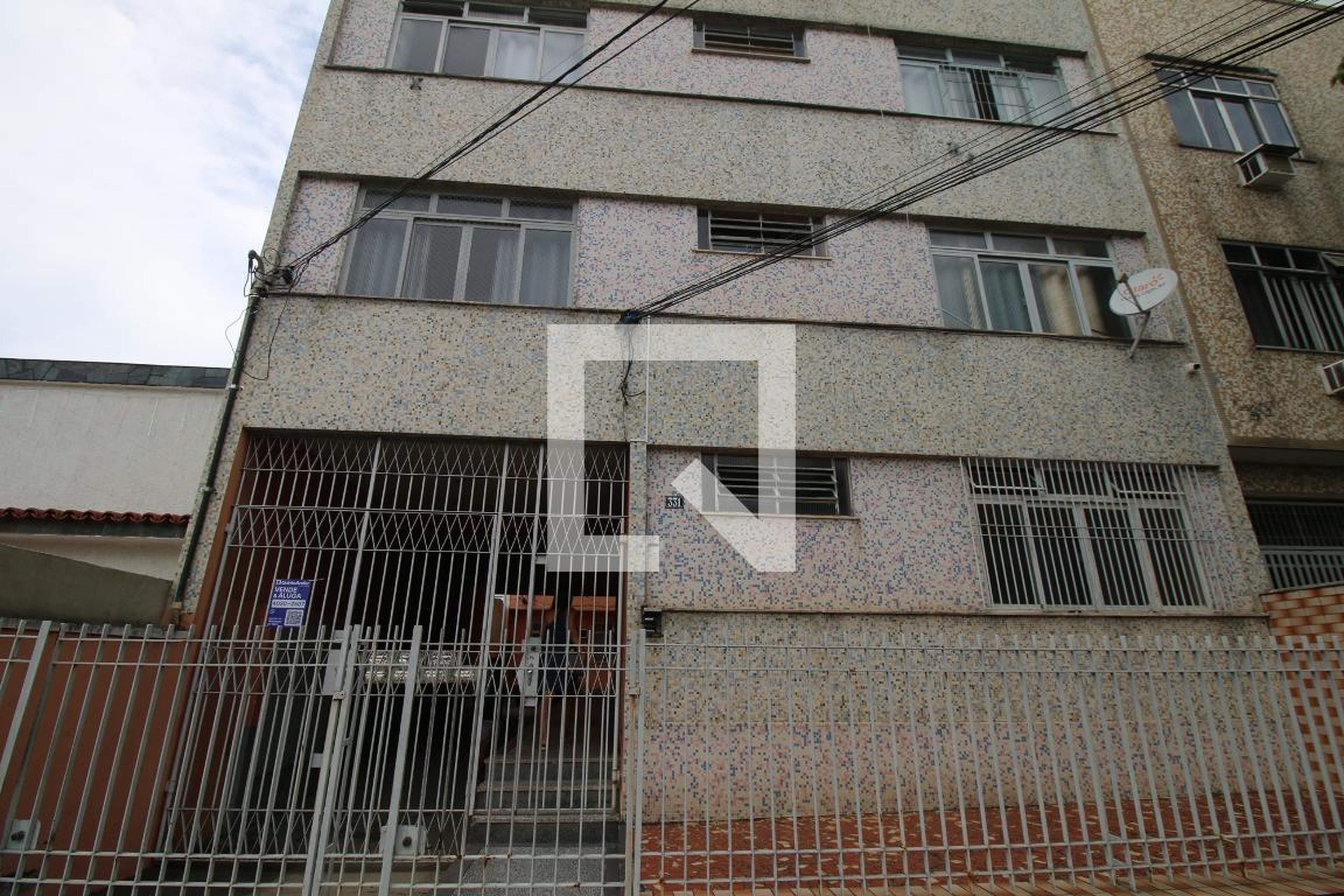 Fachada Condomínio em Rua Tejupa, 331