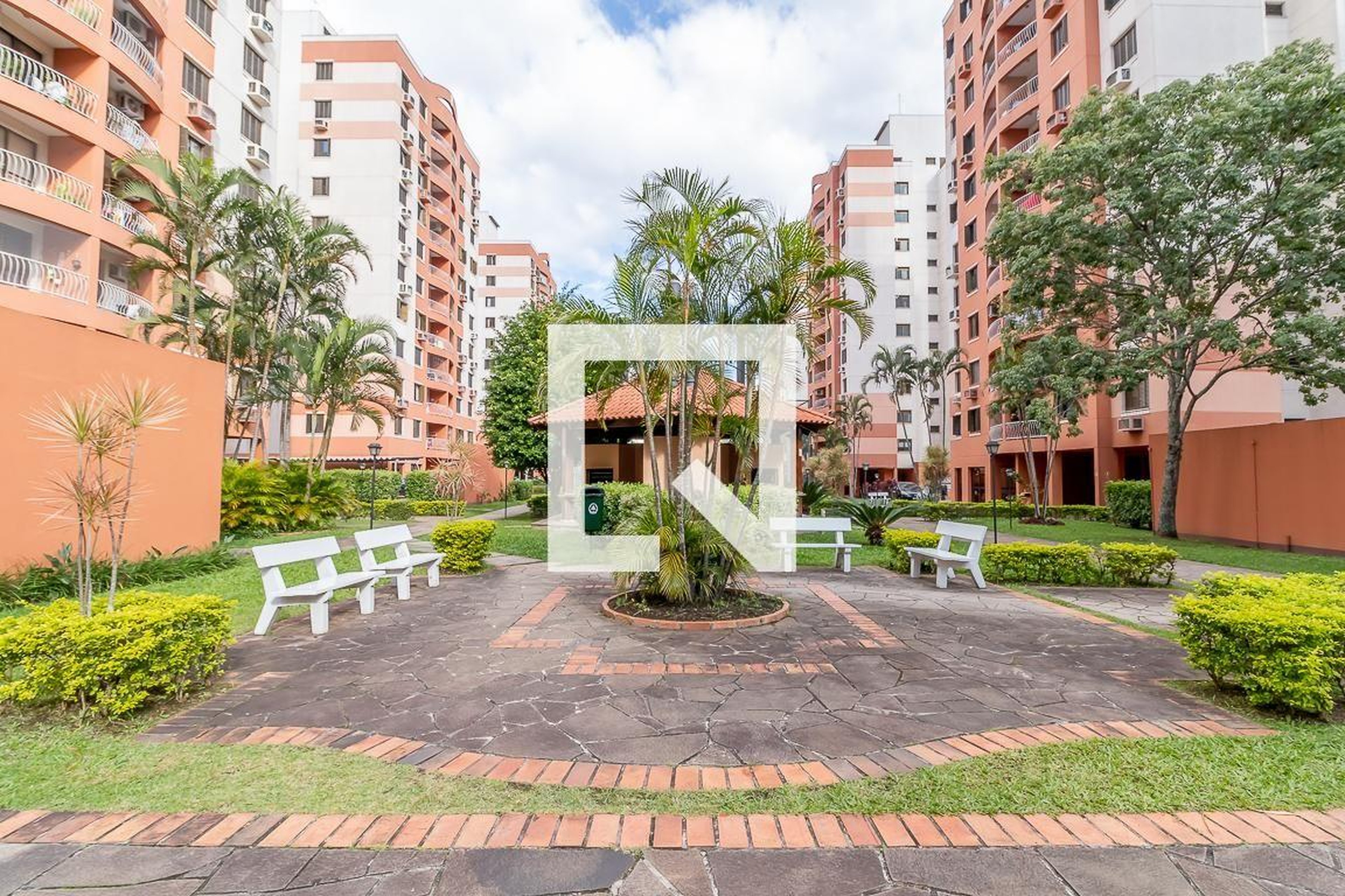 Area comum - Ville de France