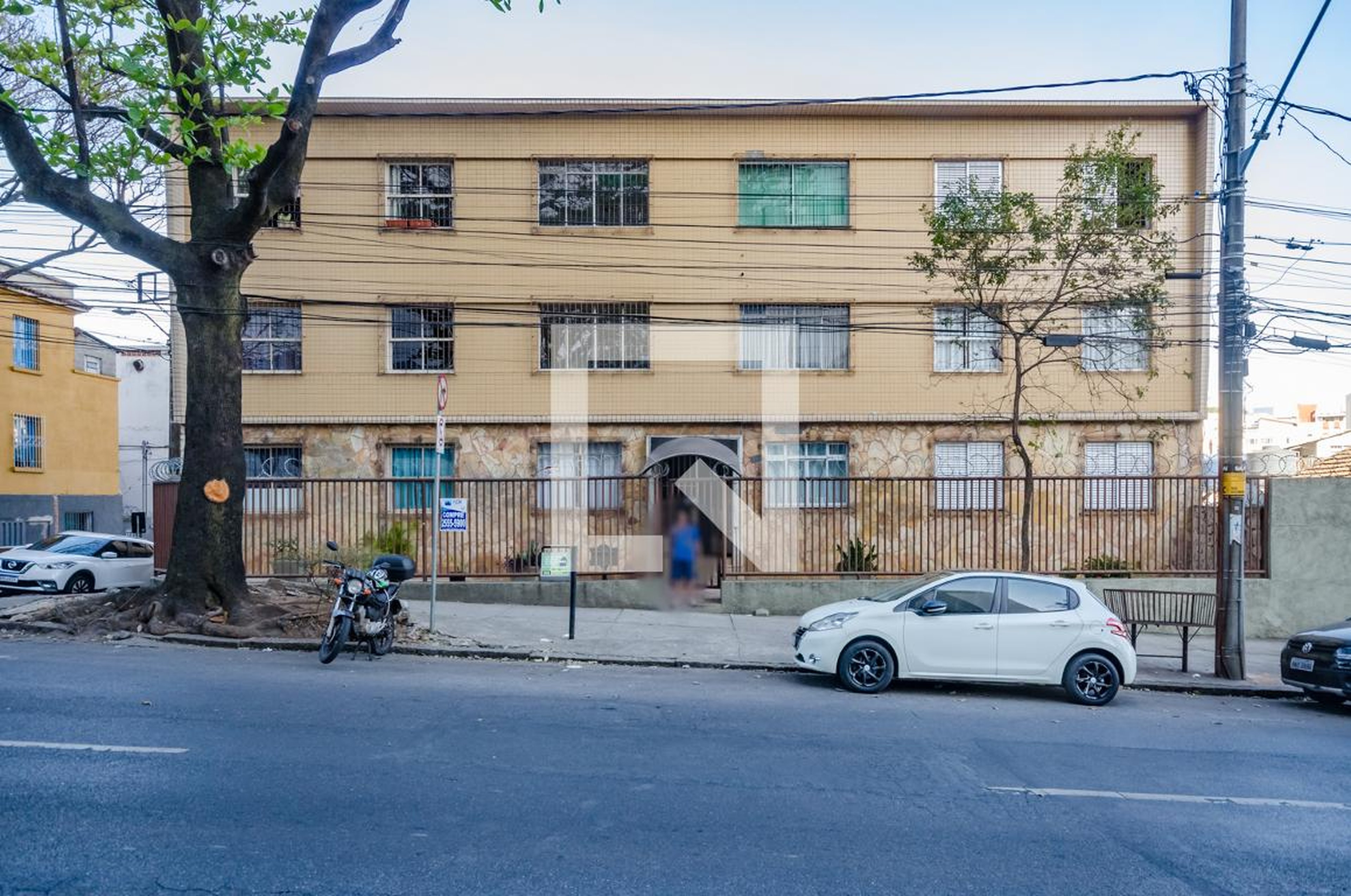 Fachada Condomínio em Avenida do Contorno, 9373