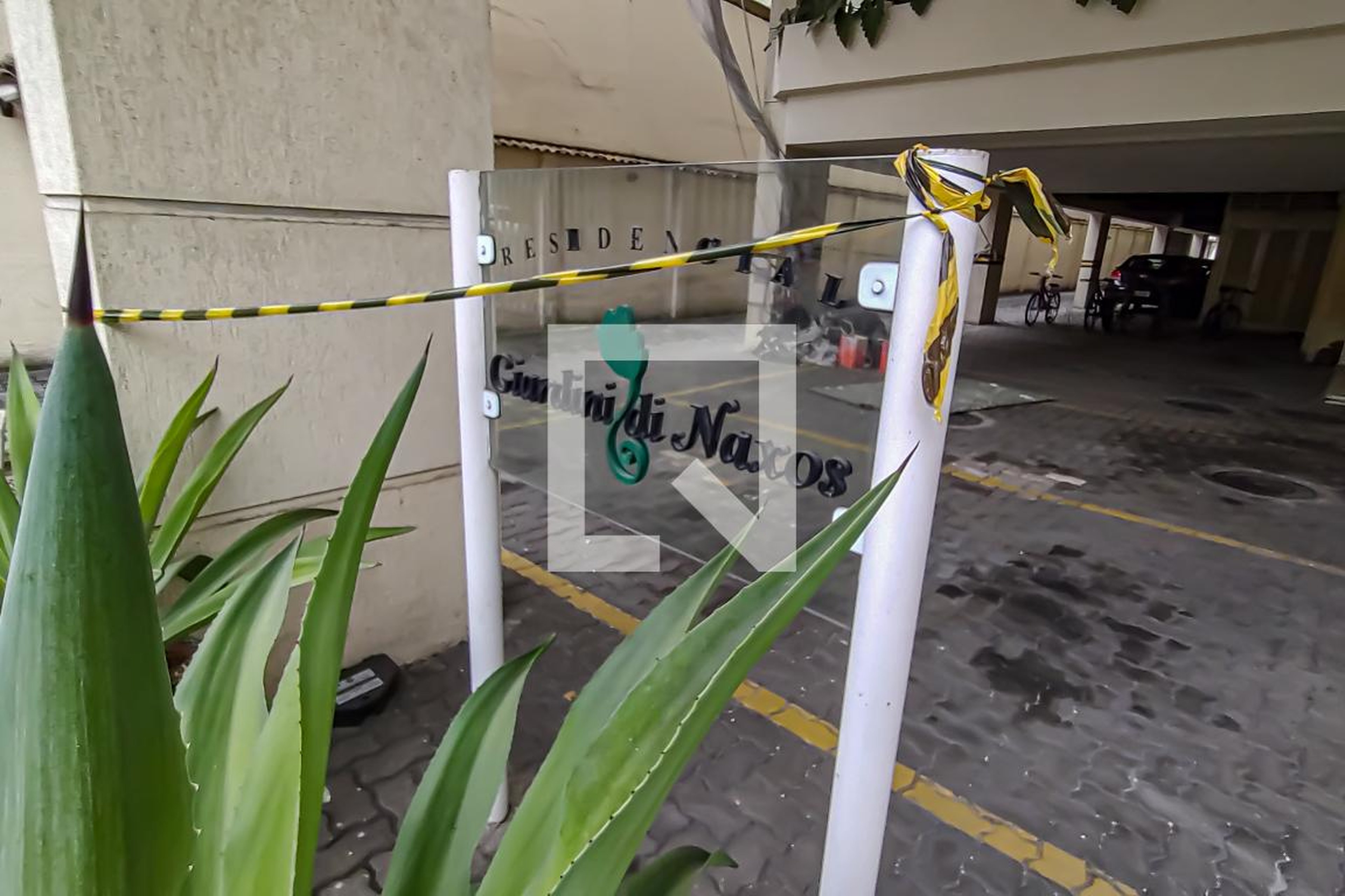 fachada Condomínio Giardini di Naxos