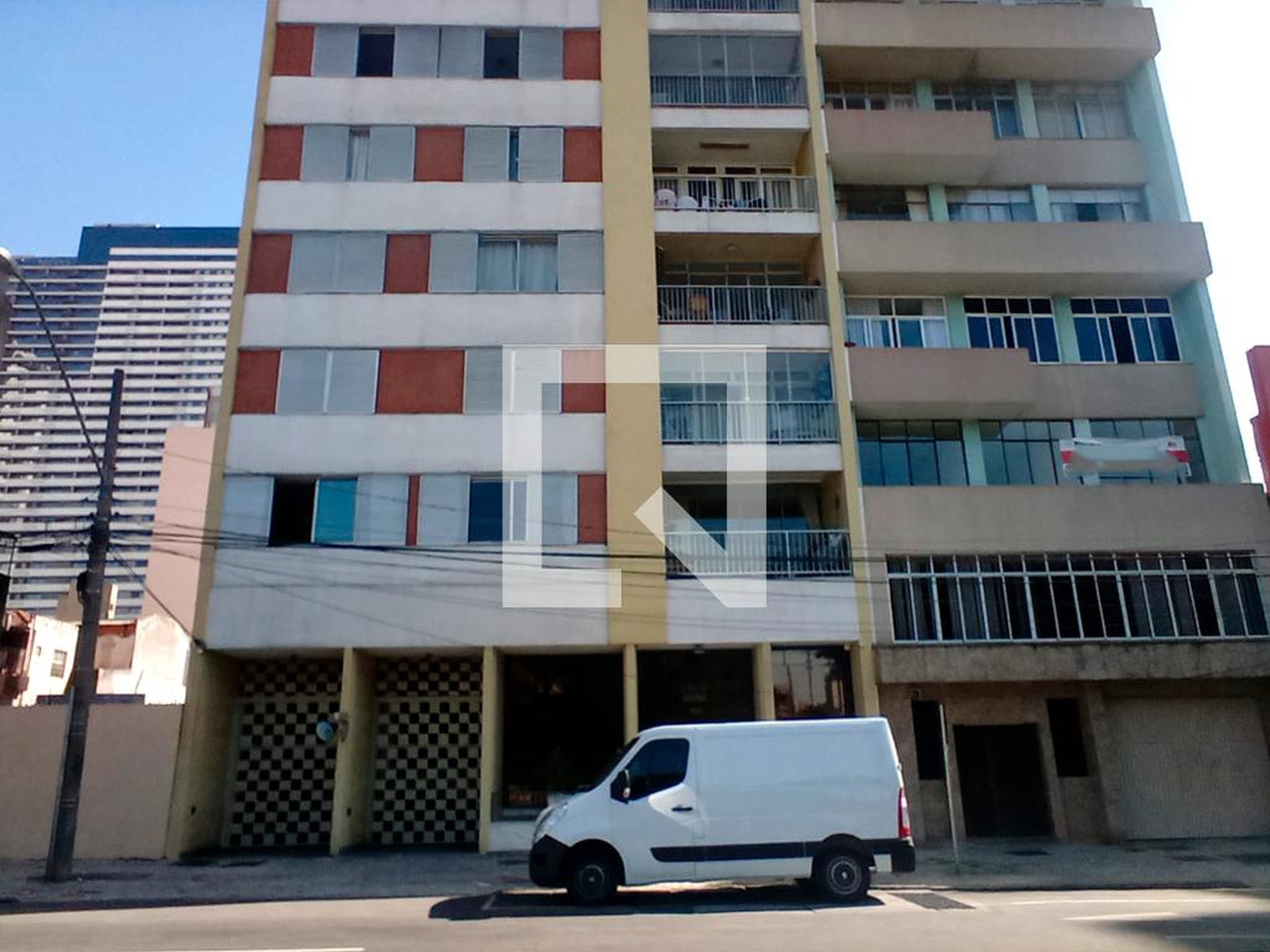 Fachada do Condomínio Edifício Bahia