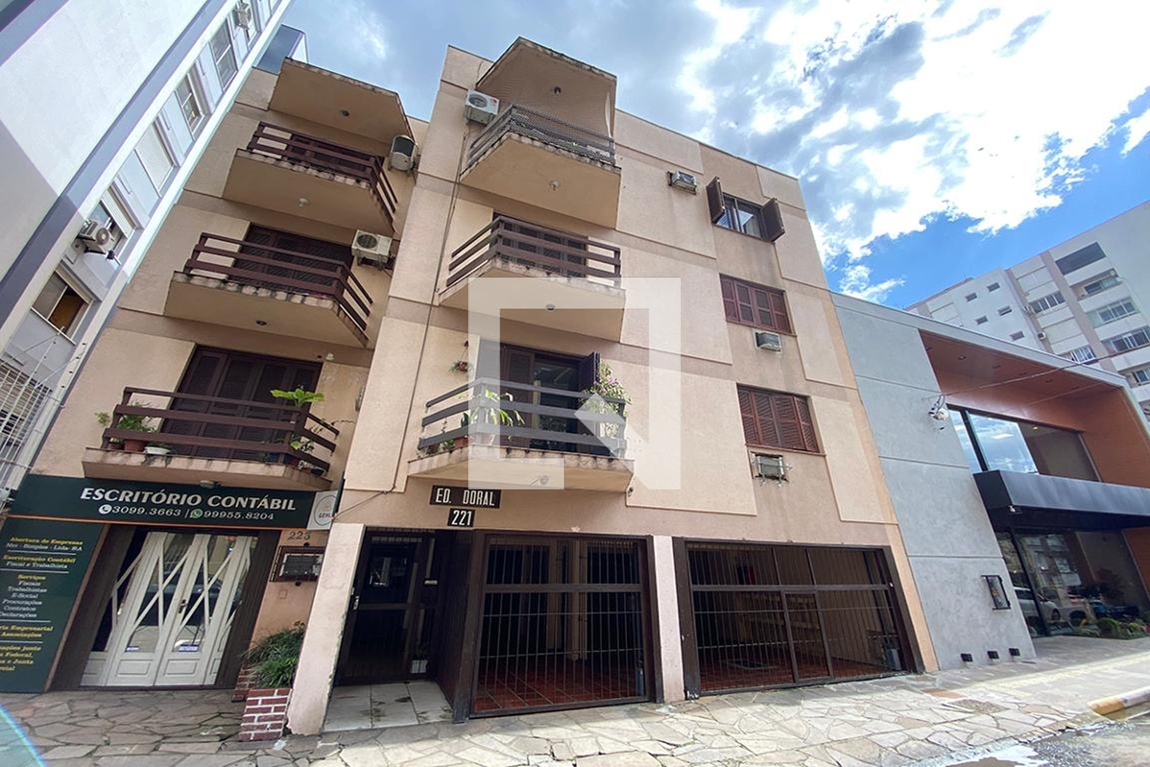 Fachada do Prédio Edifício Doral
