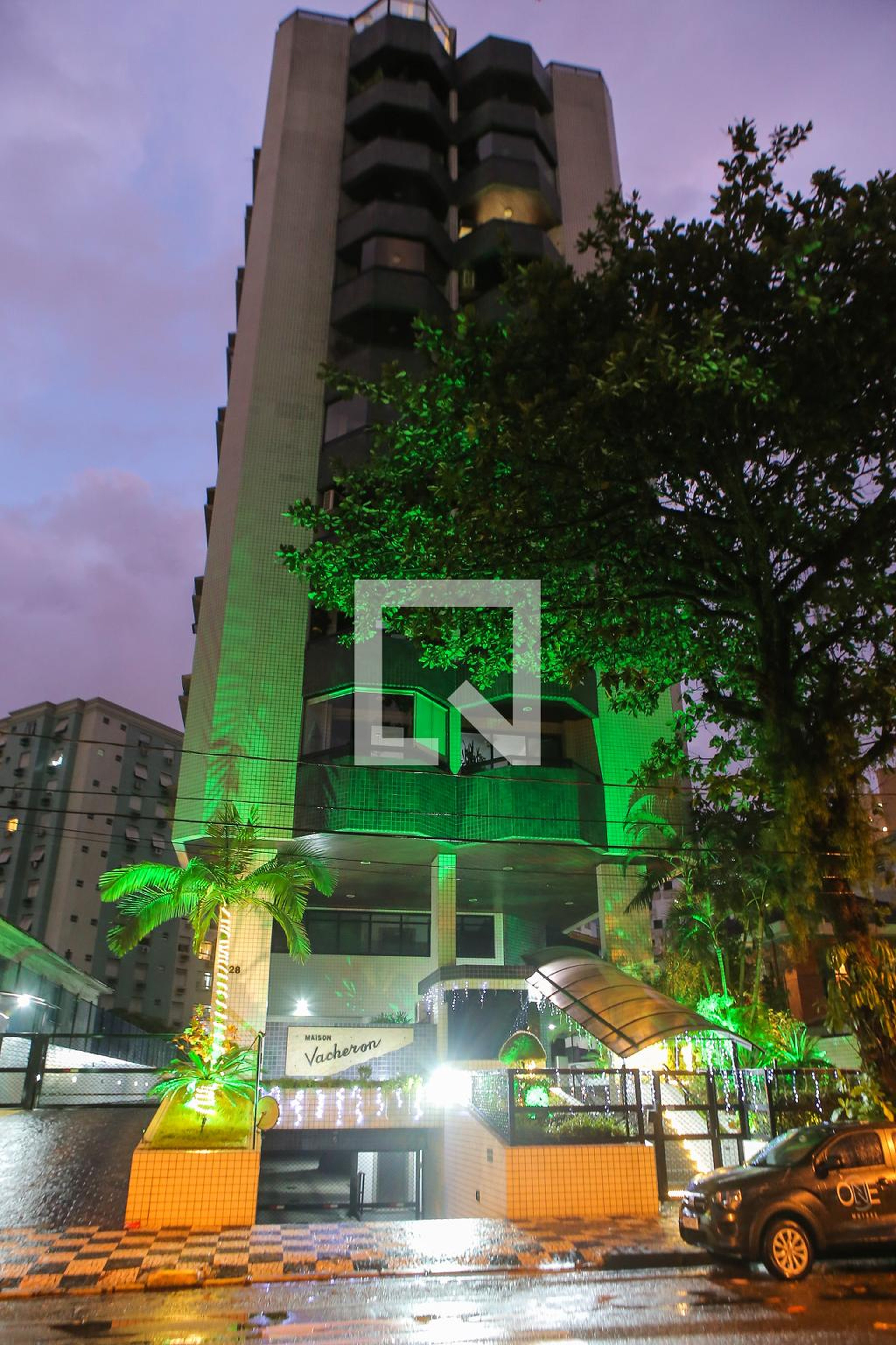 Fachada Condomínio Building Maison Vacheron