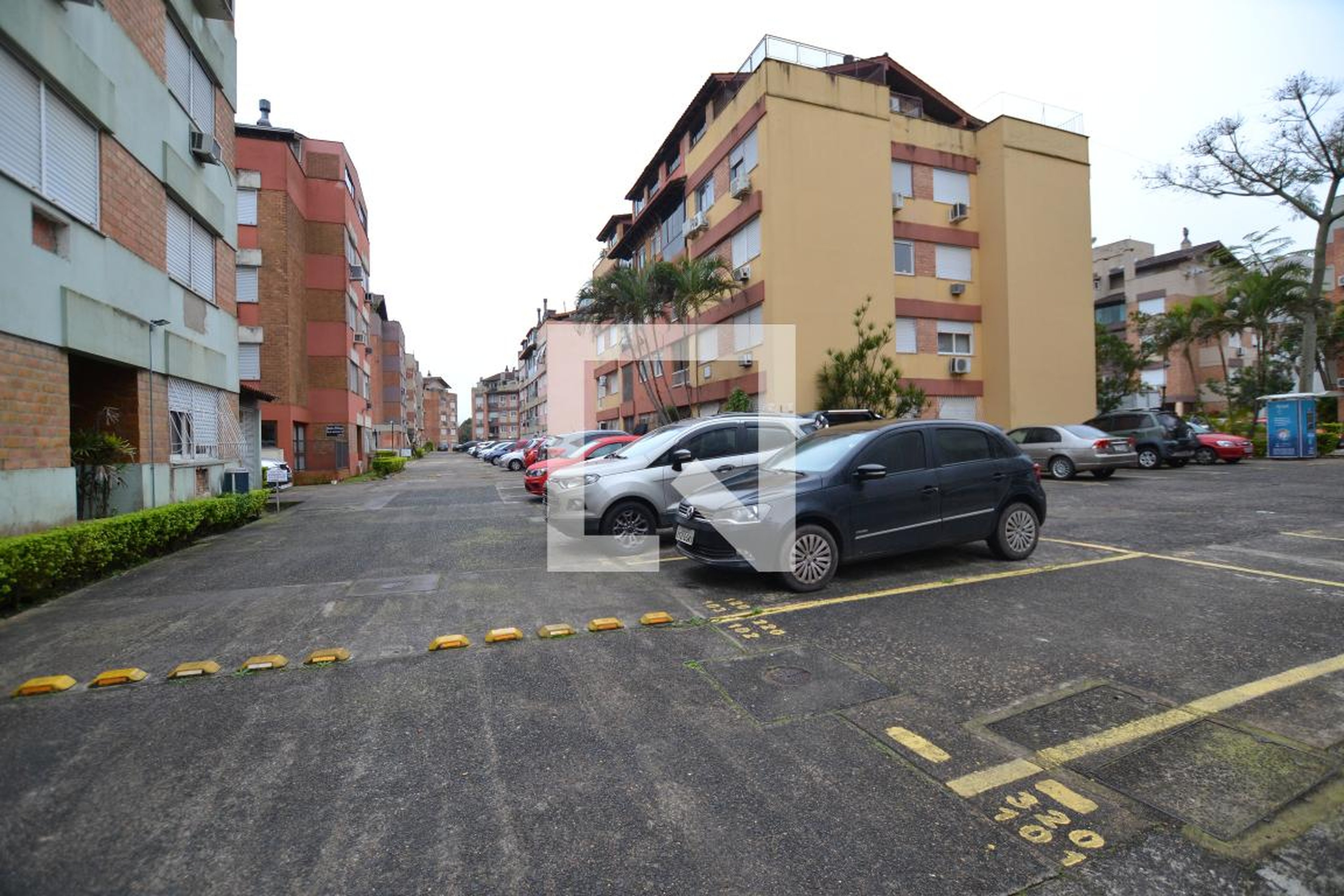 Condomínio - Village Center