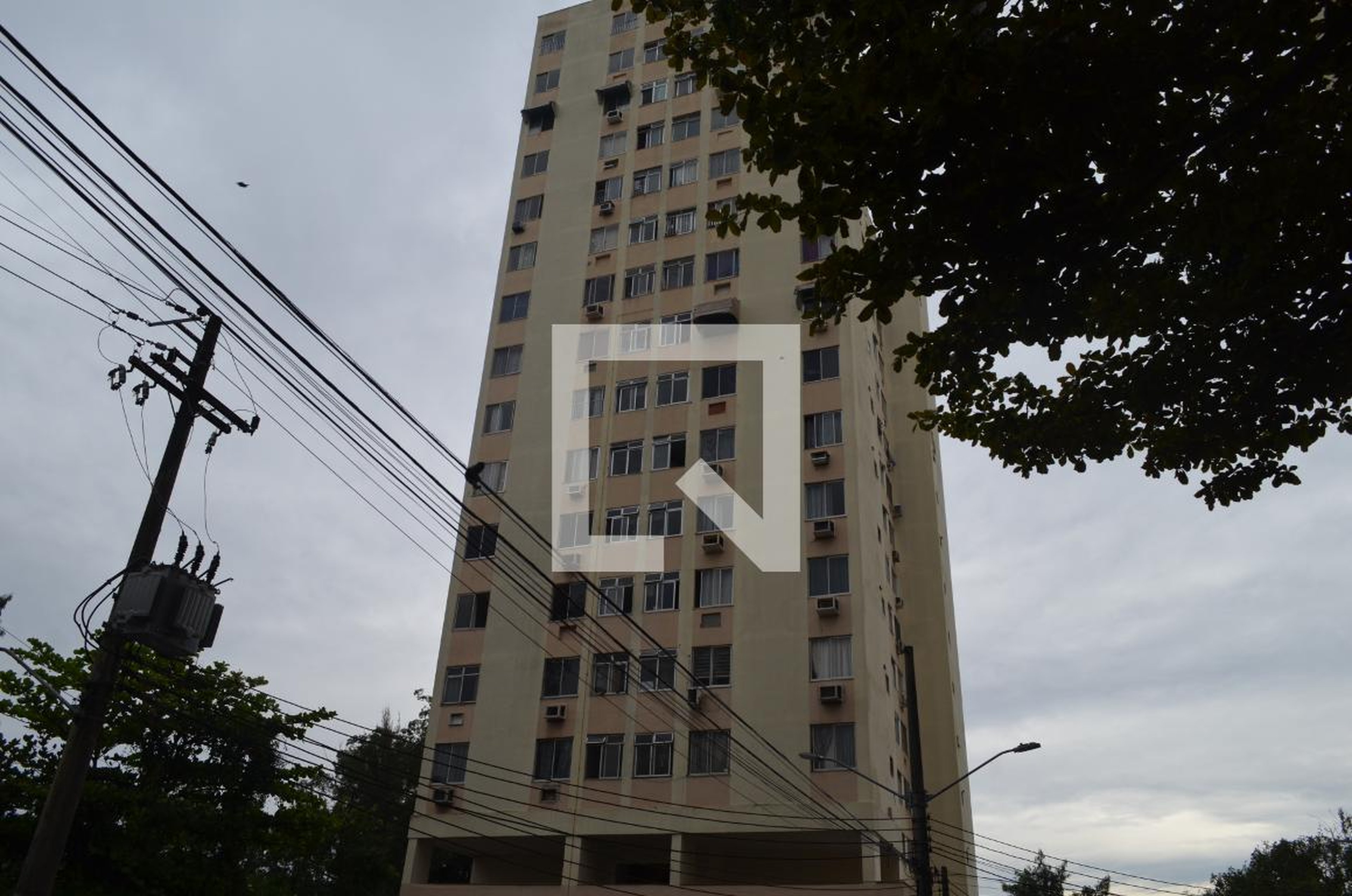 Fachada do Prédio Condomínio Village Euclydes Figueiredo