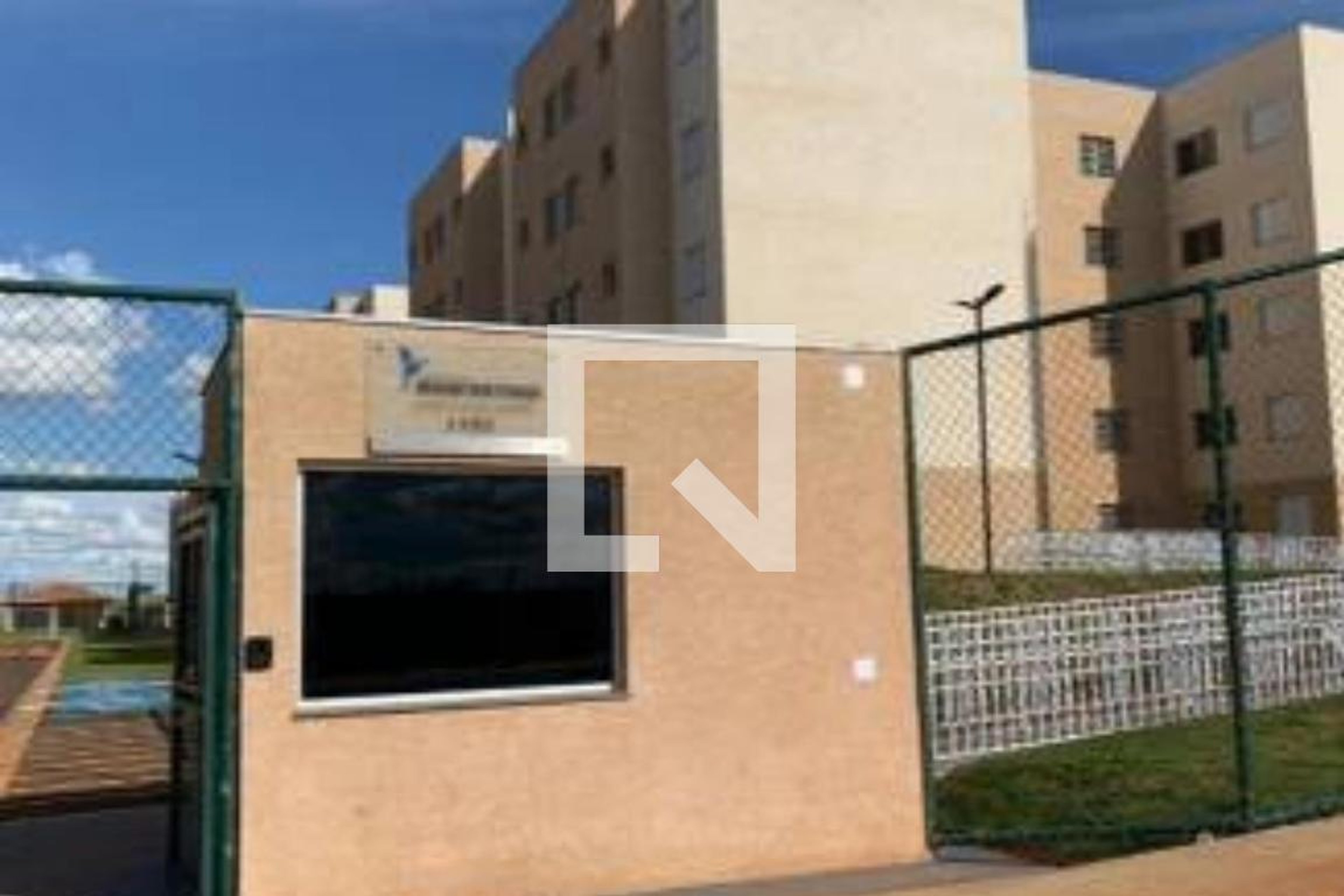 Fachada do Condomínio Condomínio Canto dos Flamingos