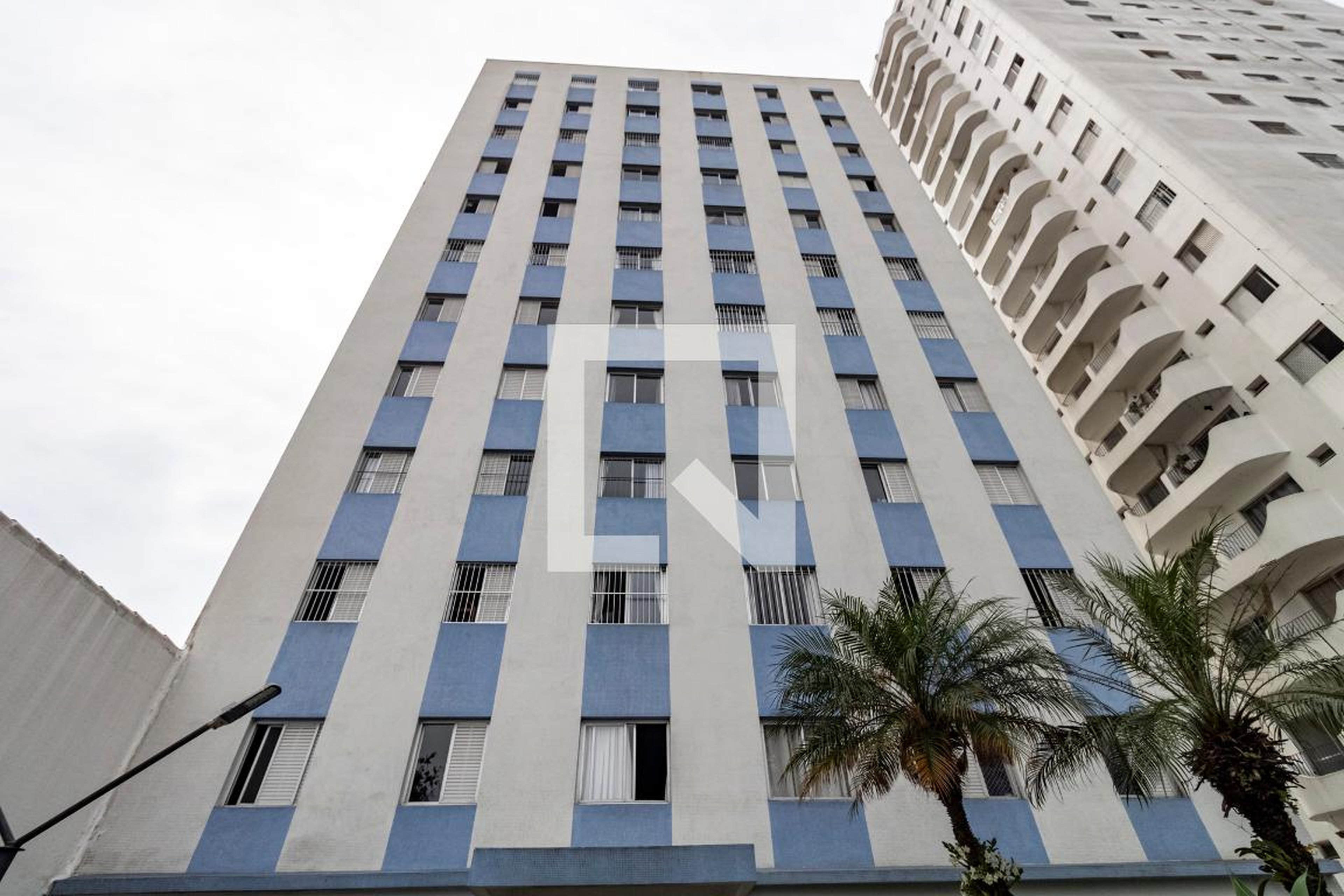 Fachada do Condomínio Condomínio Cadmus