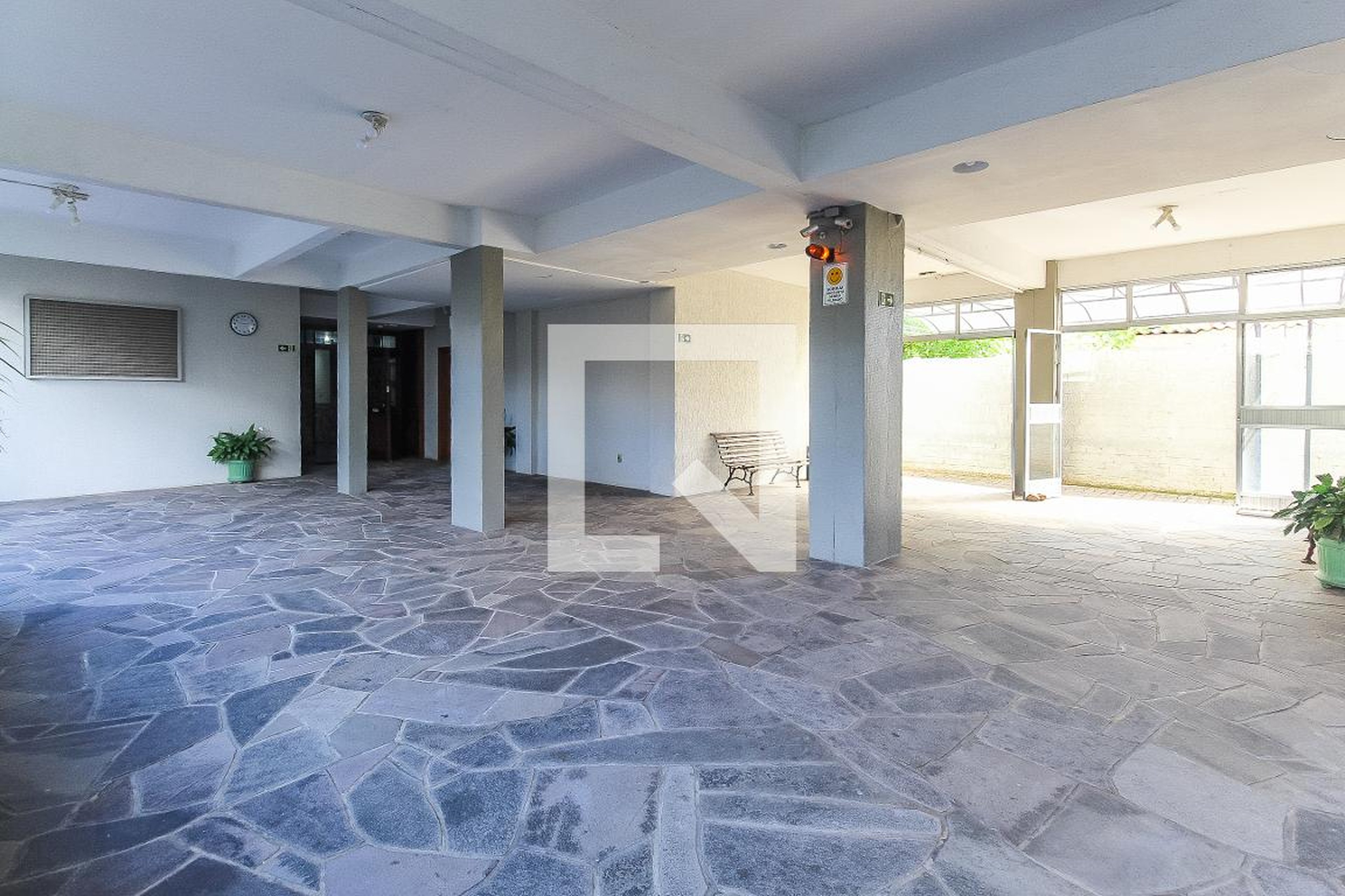 Hall - Vilela Tavares